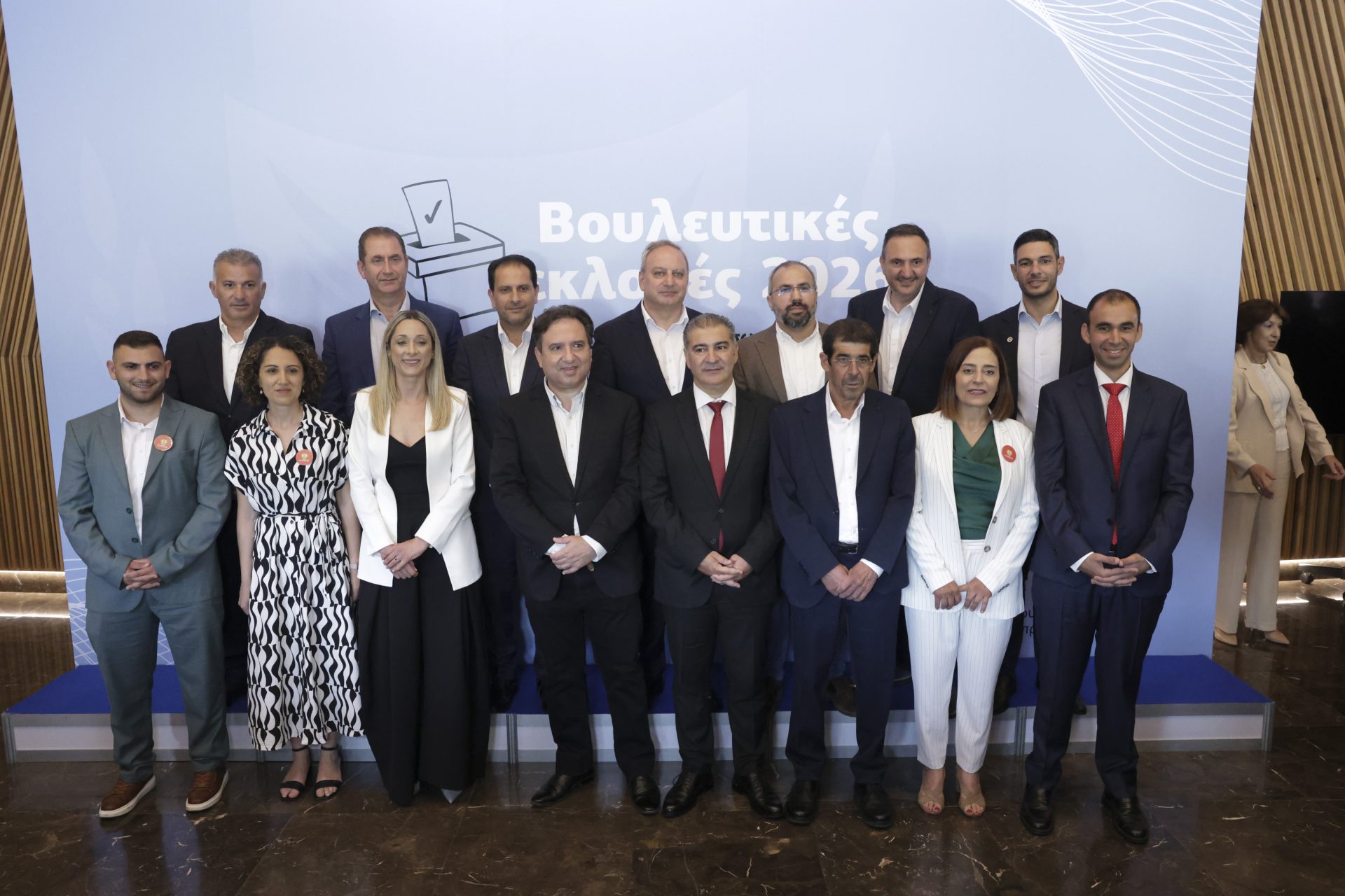 «Παζάρια και αλισβερίσια»: Τι λέει το ΑΚΕΛ για Φειδία, Νικόλα και Χρίστου μετά την επανεκλογή Αννίτας