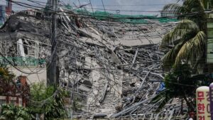 Κατάρρευση κτιρίου υπό ανέγερση στις Φιλιππίνες: Τρεις νεκροί, 17 αγνοούμενοι