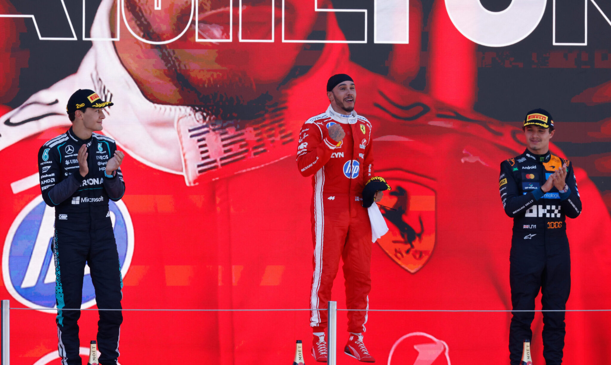 Η Scuderia είναι εδώ: Πρώτη νίκη μετά από 35 Grand Prix για τη Ferrari