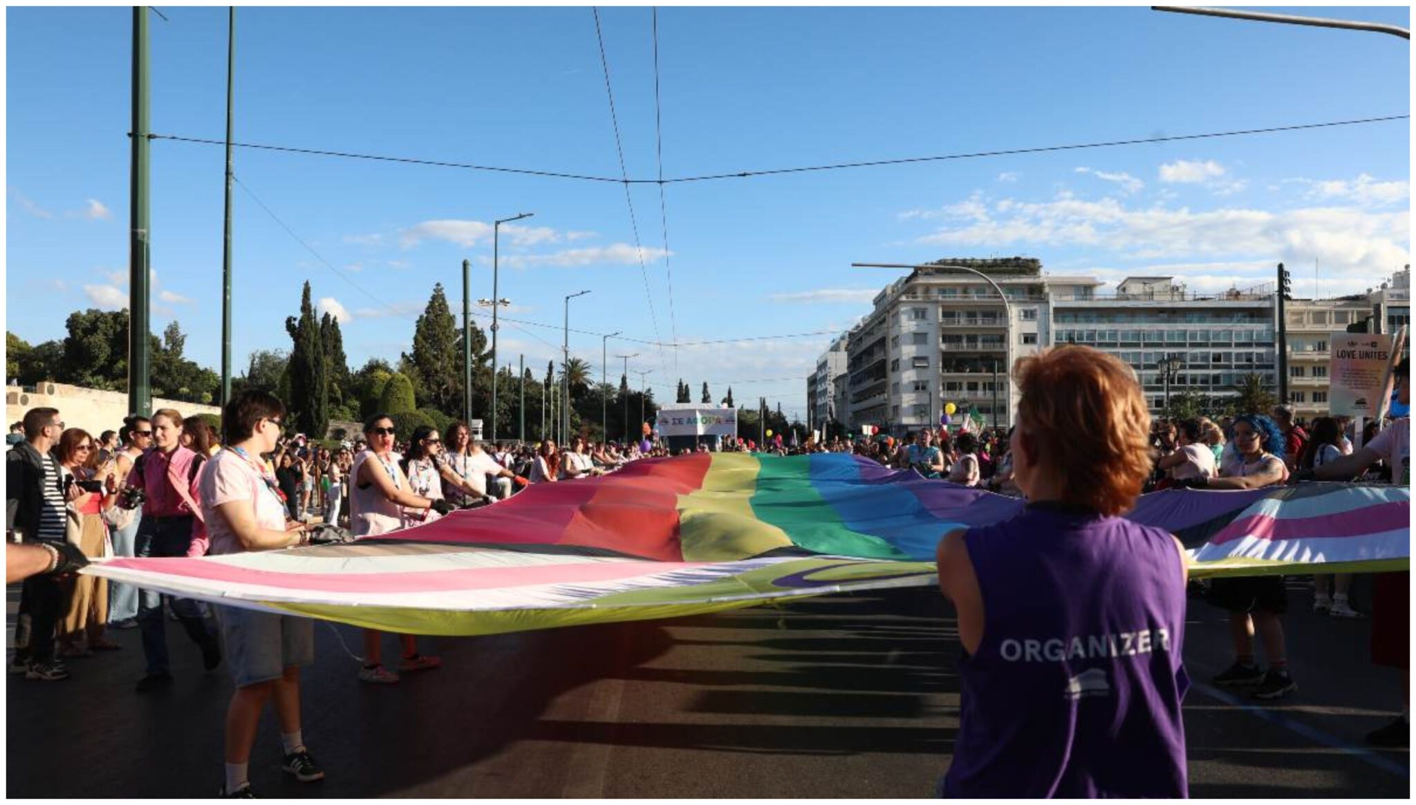 Athens Pride 2026: Πλημμύρισε το Σύνταγμα με πολύχρωμες σημαίες (ΦΩΤΟ)