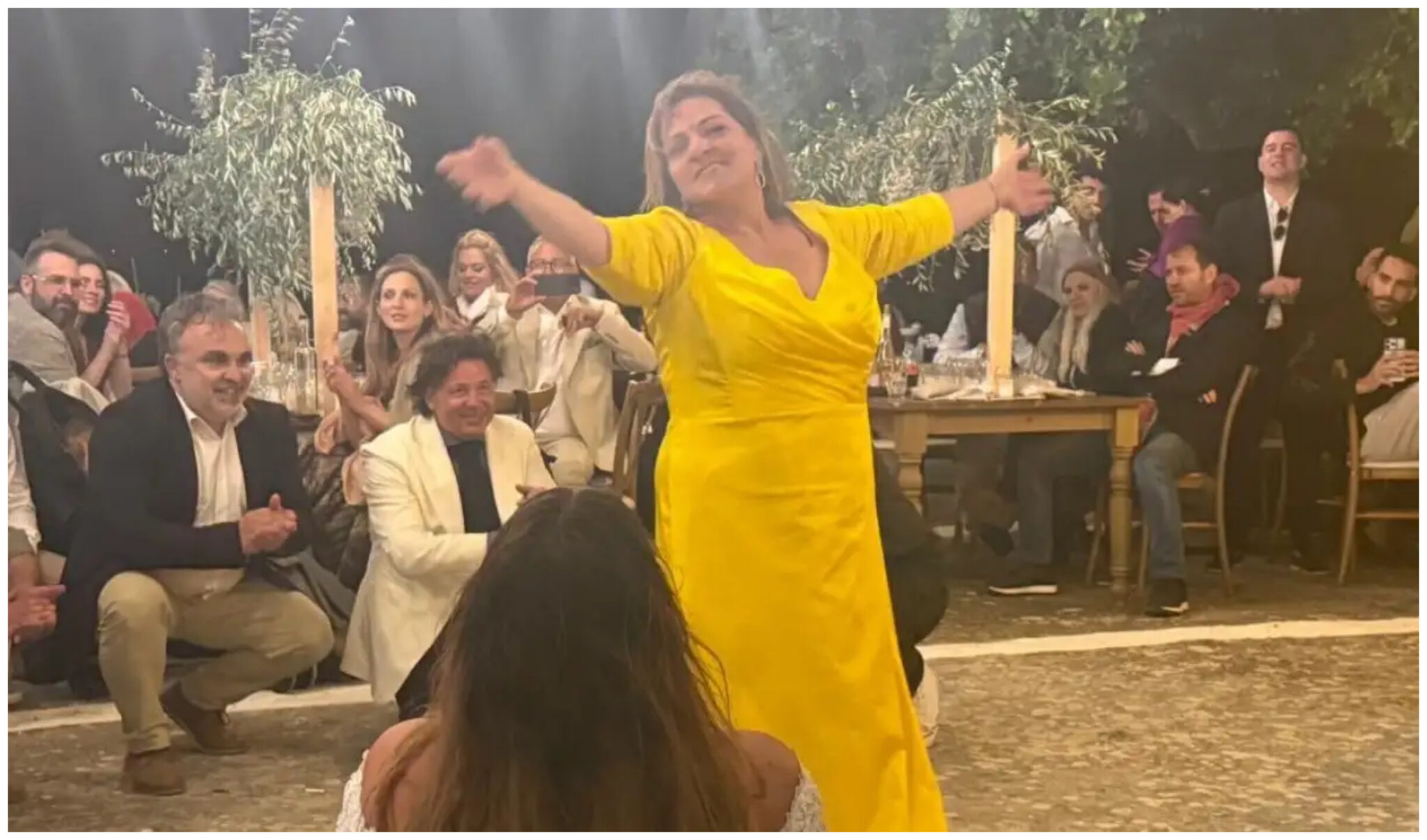 Βίκυ Σταυροπούλου: Η συγκινητική ανάρτηση για τον γάμο της κόρης της, Δανάης (ΦΩΤΟ)