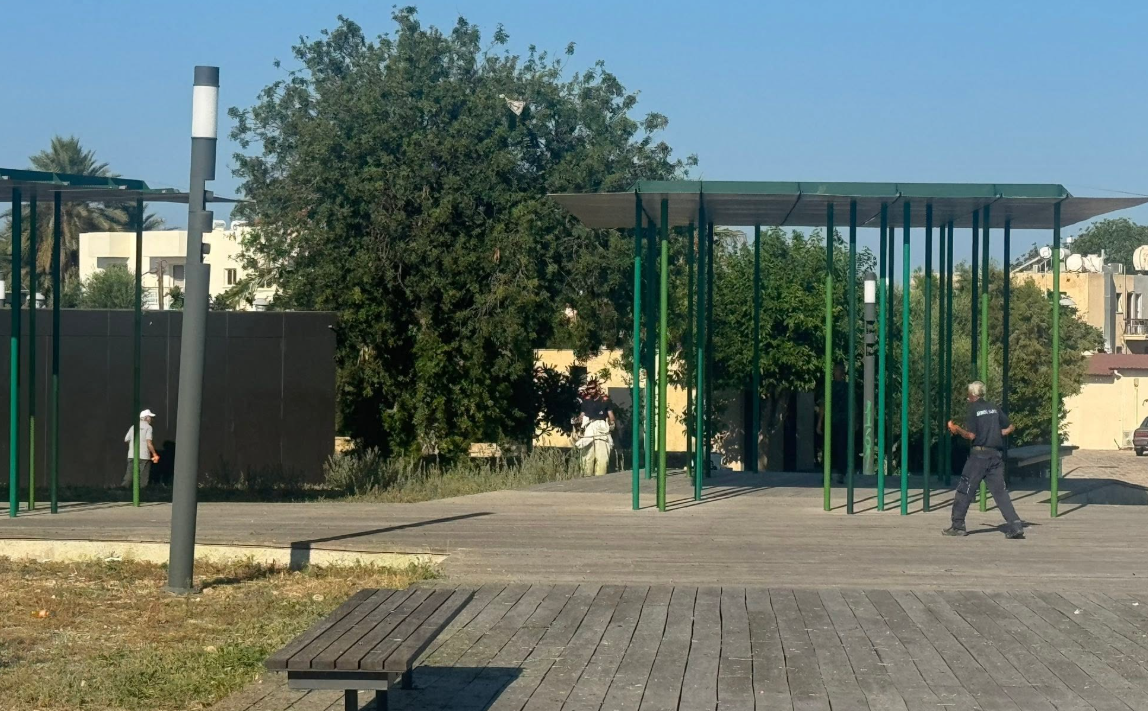 Έπιασαν δουλειά τα συνεργεία του Δήμου στο Ψαροχώρι Μινώος (ΦΩΤΟ)