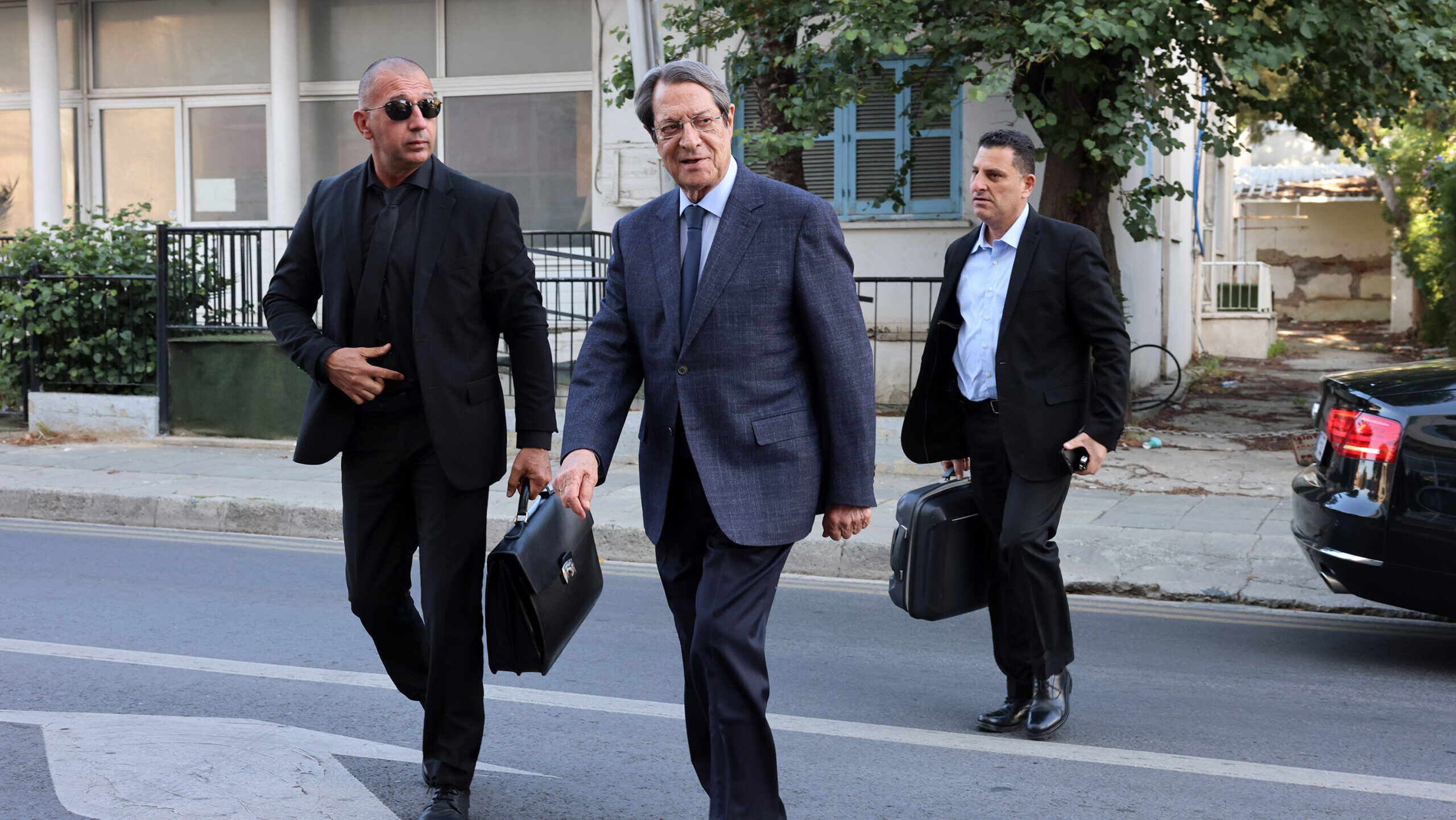 &laquo;&Alpha;&rho;&nu;&omicron;ύ&mu;&alpha;&iota; &kappa;&alpha;&tau;&eta;&gamma;&omicron;&rho;&eta;&mu;&alpha;&tau;&iota;&kappa;ά&raquo;: &Eta; &alpha;&pi;ά&nu;&tau;&eta;&sigma;&eta; &Alpha;&nu;&alpha;&sigma;&tau;&alpha;&sigma;&iota;ά&delta;&eta; &gamma;&iota;&alpha; &tau;&omicron; &laquo;&Kappa;&rho;ά&tau;&omicron;&sigmaf; &Mu;&alpha;&phi;ί&alpha;&raquo; &kappa;&iota; &eta; έ&kappa;&kappa;&lambda;&eta;&sigma;&eta; &nu;&alpha; &epsilon;&xi;&alpha;&iota;&rho;&epsilon;&theta;&omicron;ύ&nu; &Sigma;&alpha;&beta;&beta;ί&delta;&eta;&sigmaf;-&Alpha;&gamma;&gamma;&epsilon;&lambda;ί&delta;&eta;&sigmaf;