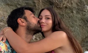Ανδρέας Γεωργίου & Σιμώνη Χριστοδούλου: Tο πρώτο στιγμιότυπο από την βάφτιση της κόρης τους (ΦΩΤΟ)