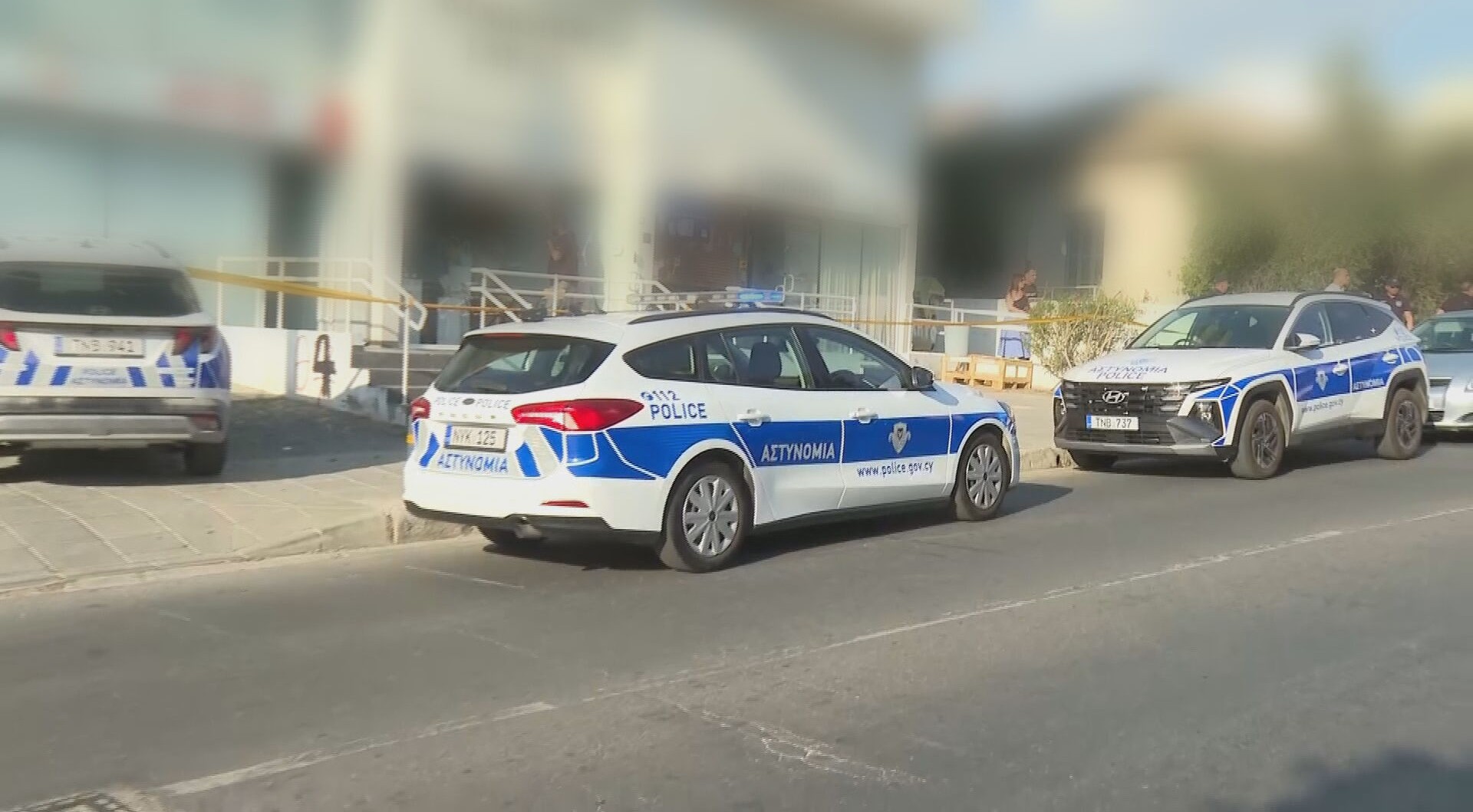 Άφαντος ο δράστης της απόπειρας φόνου, πληροφορίες ότι ξυλοφόρτωσε την πρώην σύζυγό του ενώ ήταν έγκυος