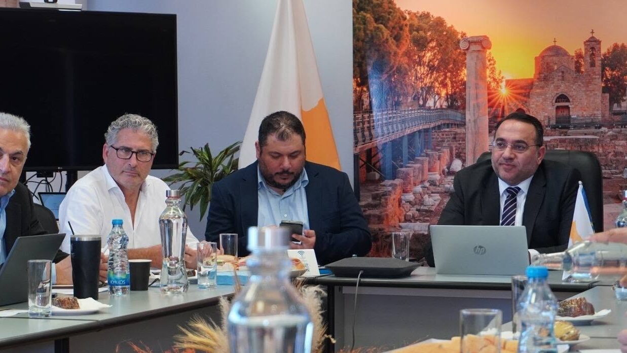 Ιδού η ένσταση του Γενικού Διευθυντή του Υφυπουργείου Τουρισμού στη διαθεσιμότητα του