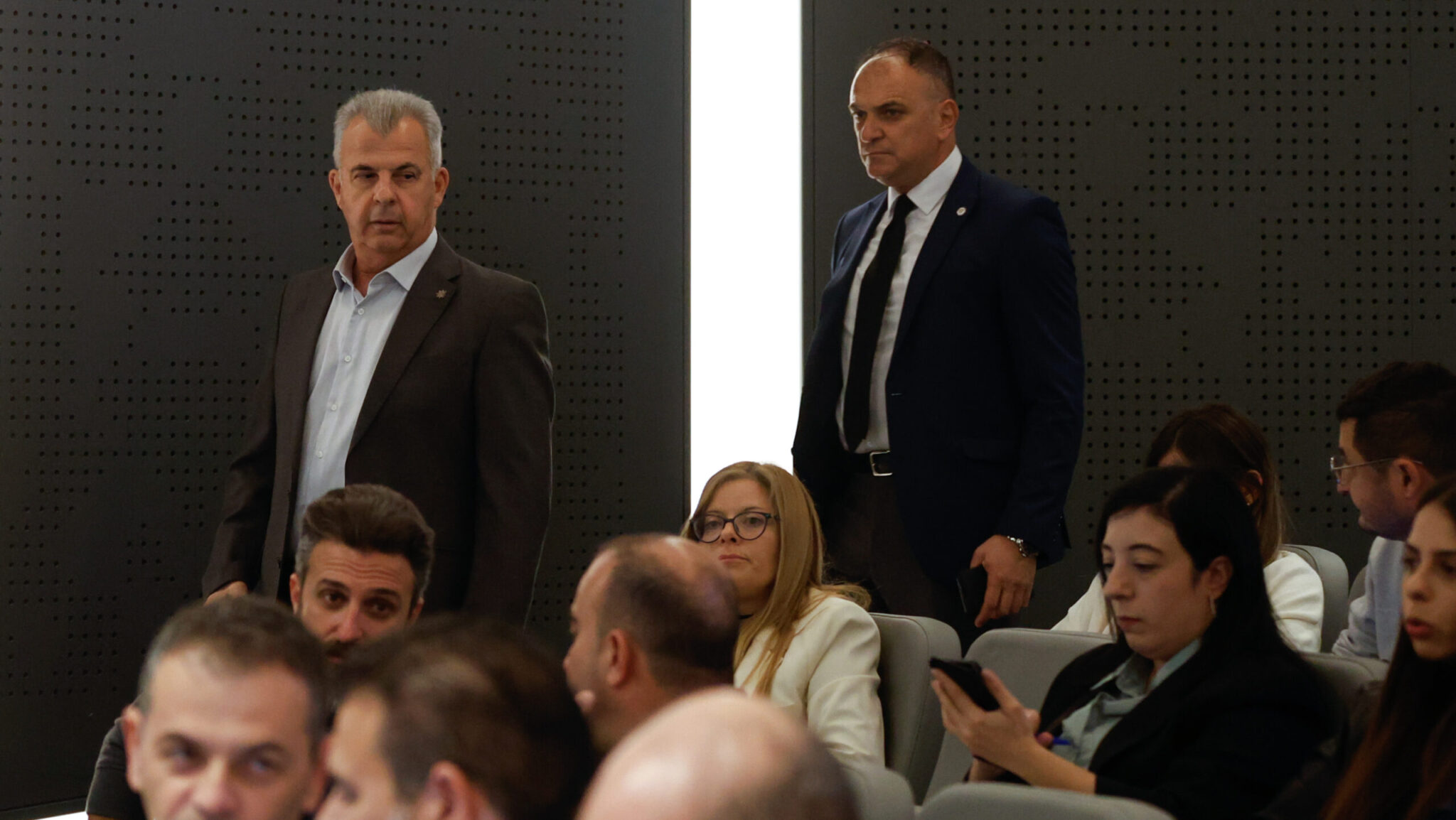 Φρουρές πολιτικών: Ζήτησε έκθεση από την Επιτροπή Ασφάλειας Κινδύνου ο Φυτιρής