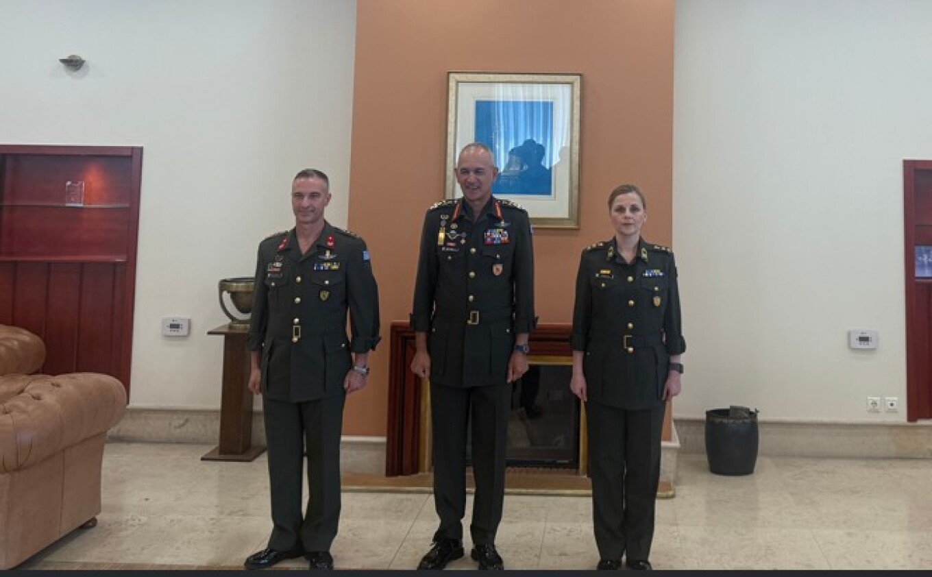 Αυτή είναι η πρώτη γυναίκα εκπρόσωπος Τύπου του ΓΕΕΘΑ, ανέλαβε επίσημα καθήκοντα