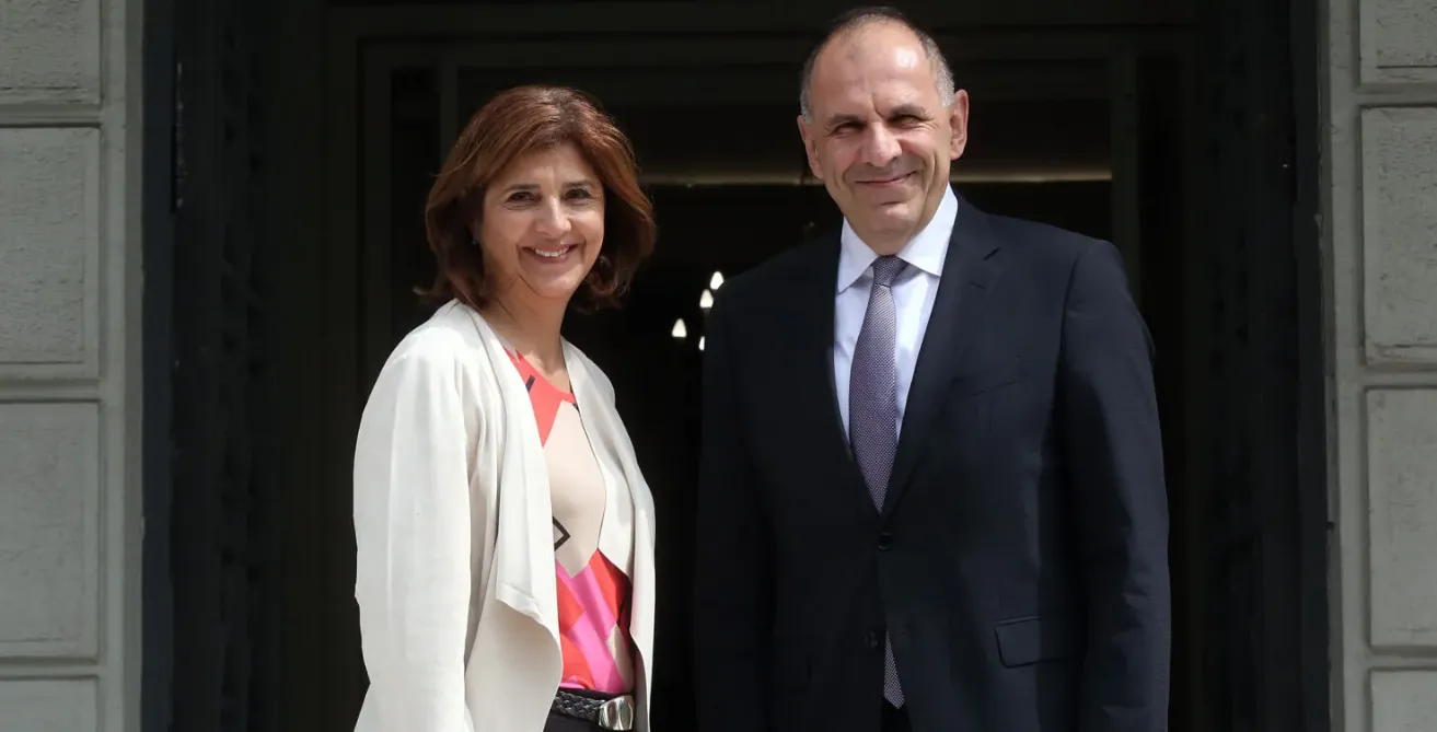 Συνάντηση Ολγκίν με Γεραπετρήτη στην Αθήνα για τα επόμενα βήματα στο Κυπριακό