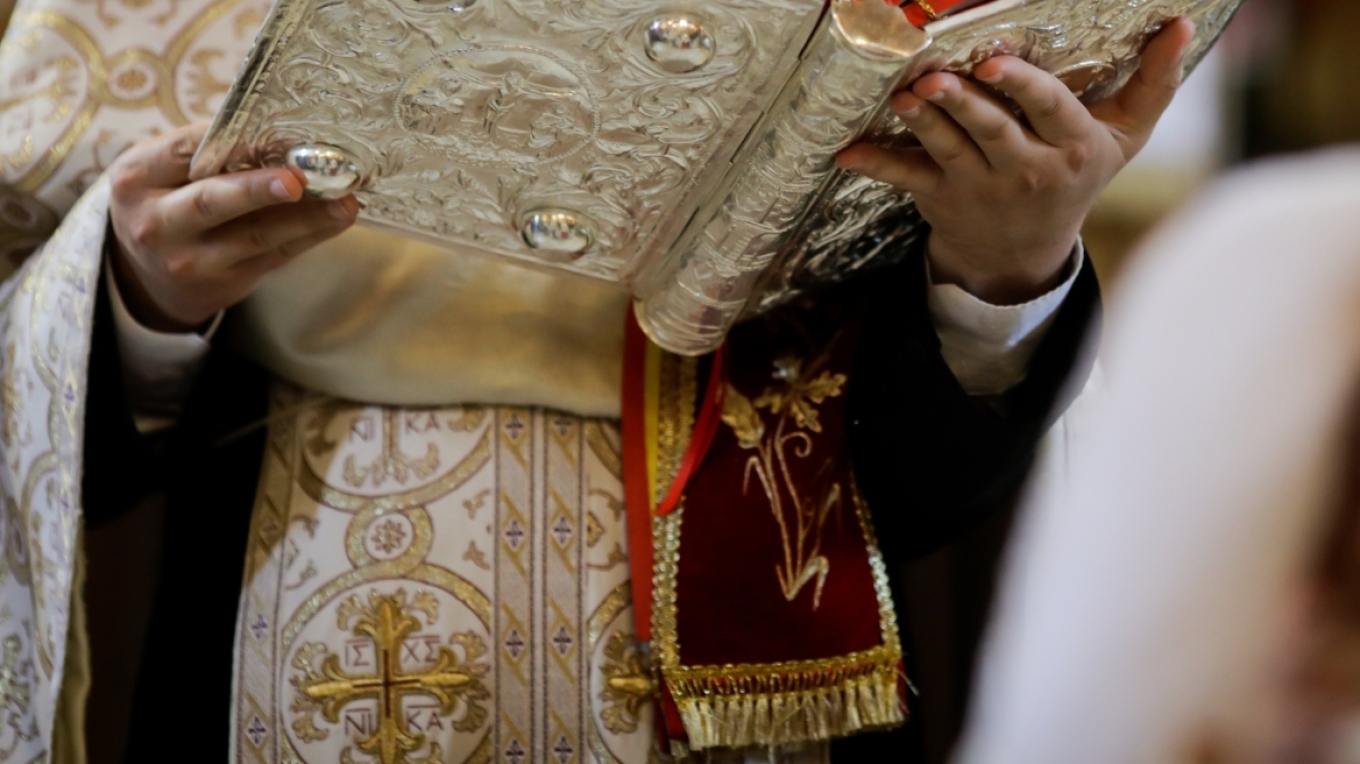 Τέσσερις γυναίκες στο Κερατσίνι μήνυσαν πρώην αρχιμανδρίτη για σεξουαλική κακοποίηση