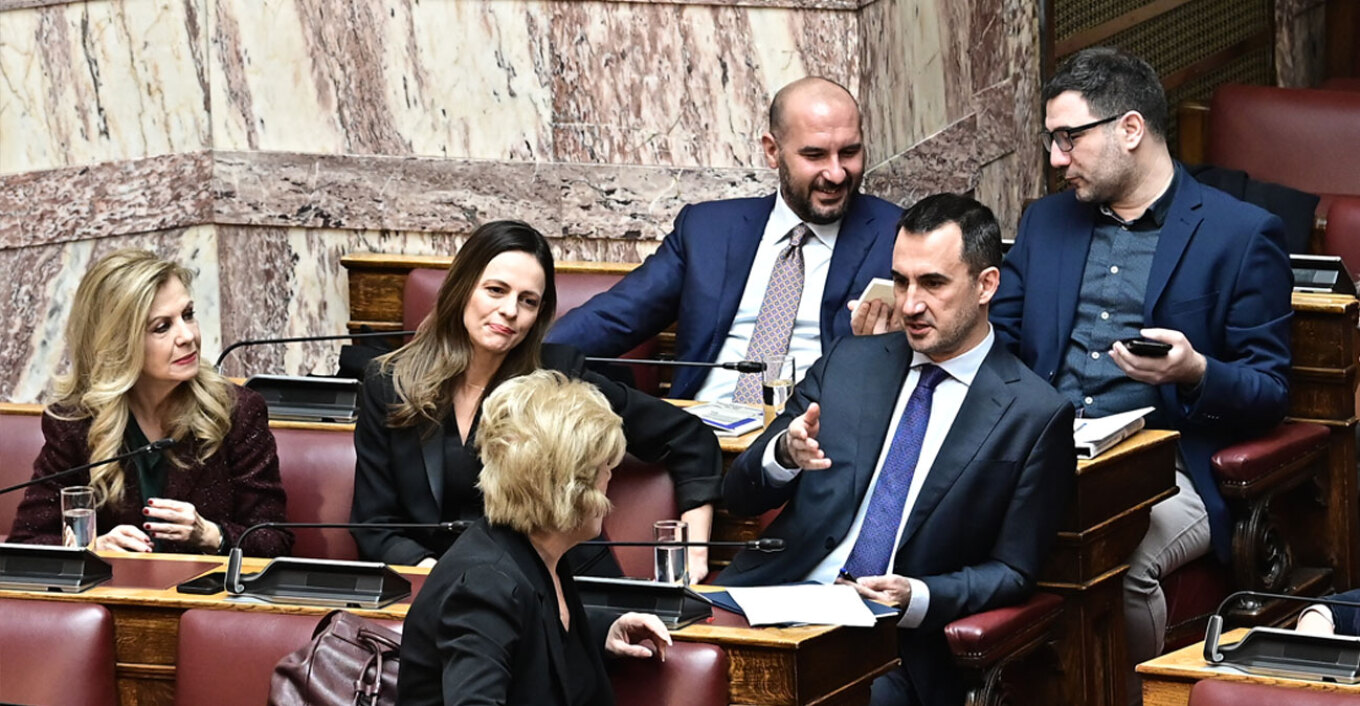 Διαλύθηκε η Κοινοβουλευτική Ομάδα της Νέας Αριστεράς: Ανεξαρτητοποιήθηκαν επτά βουλευτές, αποχώρησαν άλλα 143 στελέχη