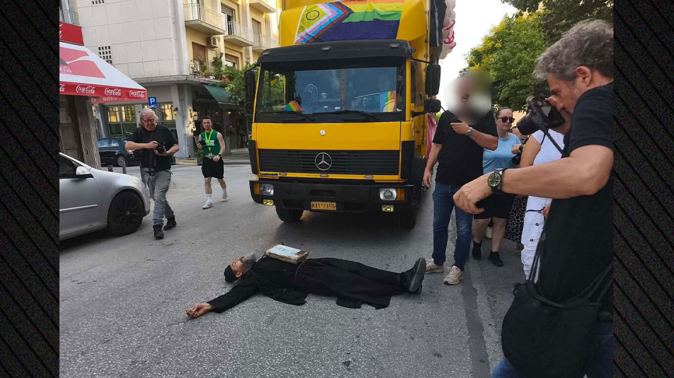 Καταδικασμένος για ναρκωτικά ο ρασοφόρος που ξάπλωσε μπροστά σε άρμα στο Pride της Θεσσαλονίκης