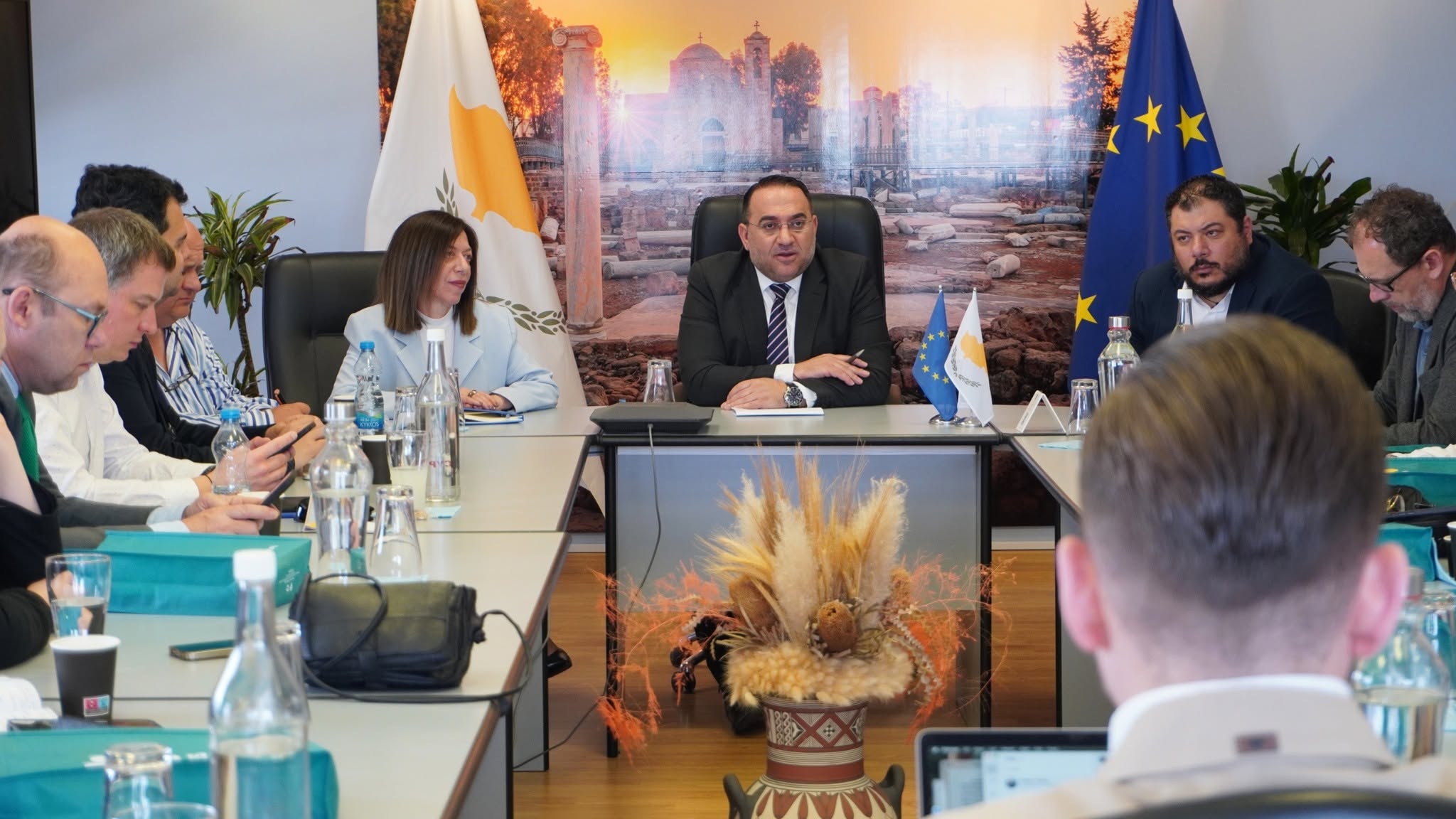 Άγρια κόντρα στο Υφυπουργείο Τουρισμού: Καταγγέλθηκε στην ΕΔΥ ο Γενικός Διευθυντής για «απρεπή και προσβλητική συμπεριφορά»