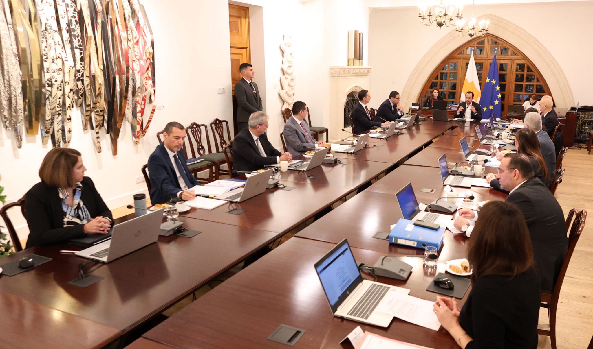 Ενίσχυση στήριξης Κυπρίων ασθενών που μεταβαίνουν στη Γαλλία αποφάσισε το Υπουργικό