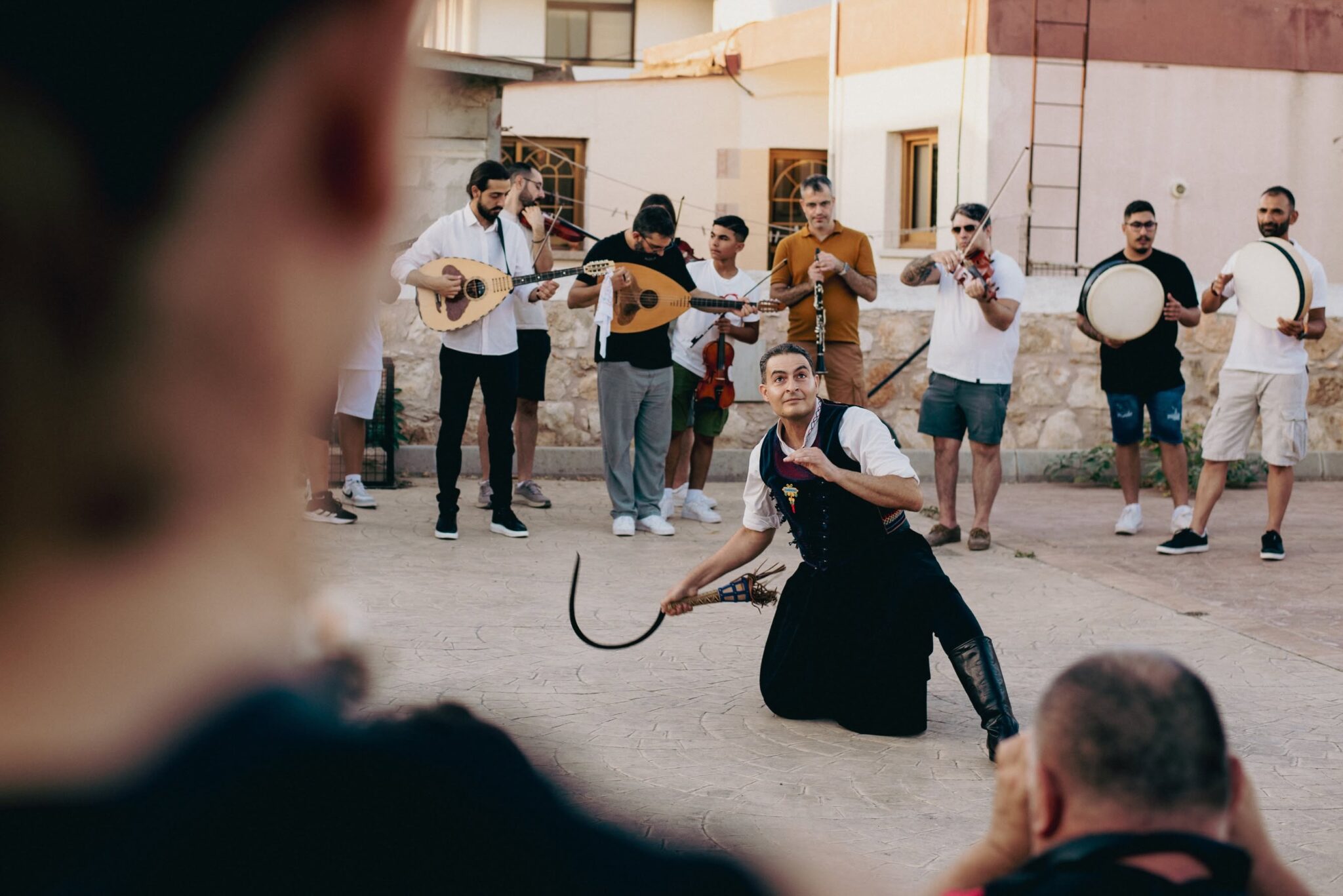 Το Αυγόρου υποδέχεται ξανά το «Λακκιρτίν Φεστ» με πατινάδα, μουσική και παραδοσιακό γλέντι