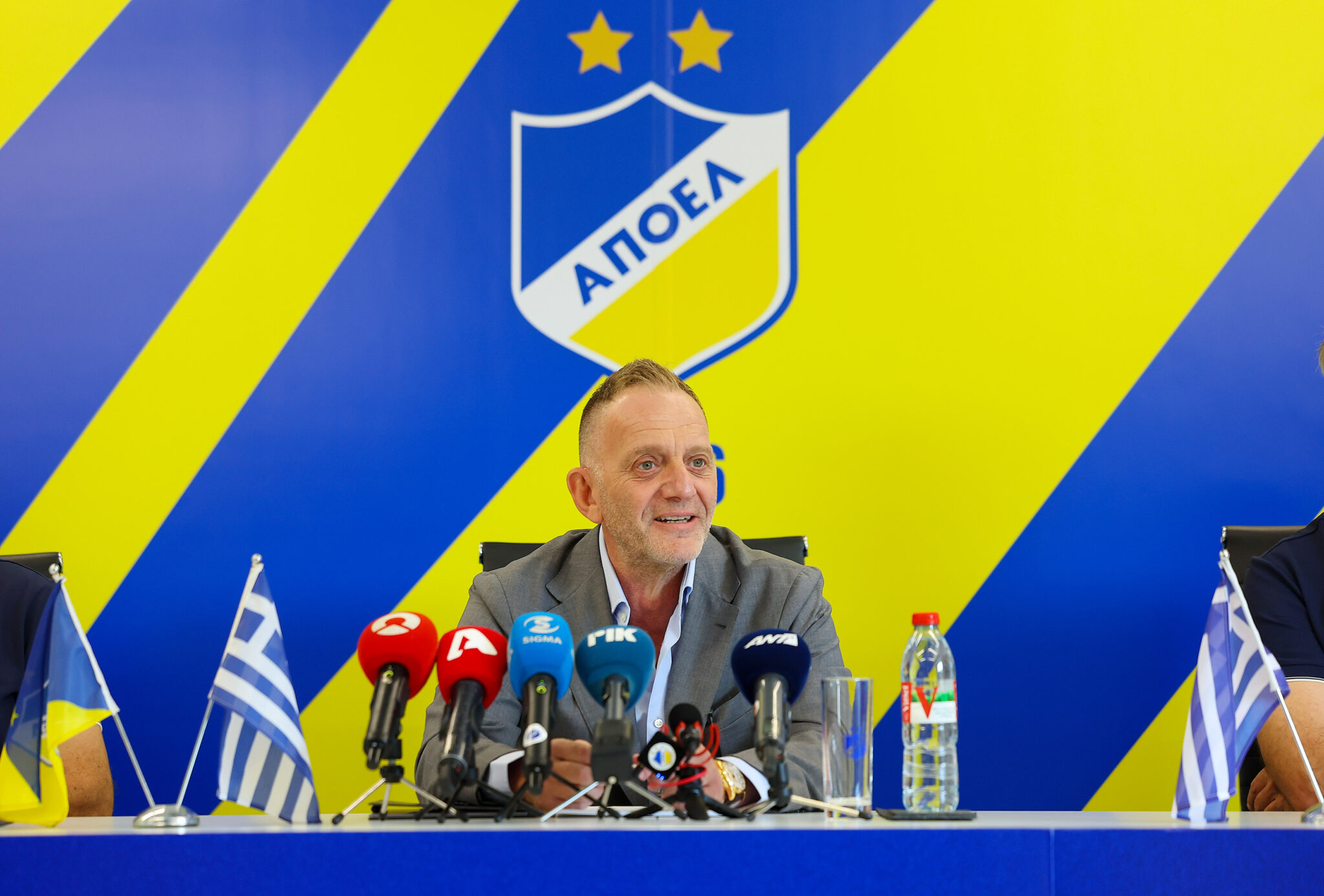 ΑΠΟΕΛ: Βγαίνει μπροστά ο Χάρης Φωτίου