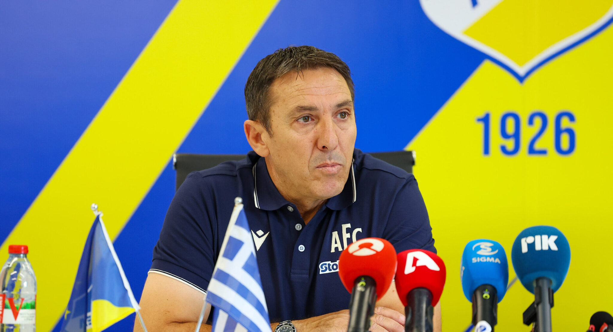 Παπαδόπουλος: «Mεγαλύτερη ομάδα της Κύπρου ο ΑΠΟΕΛ»