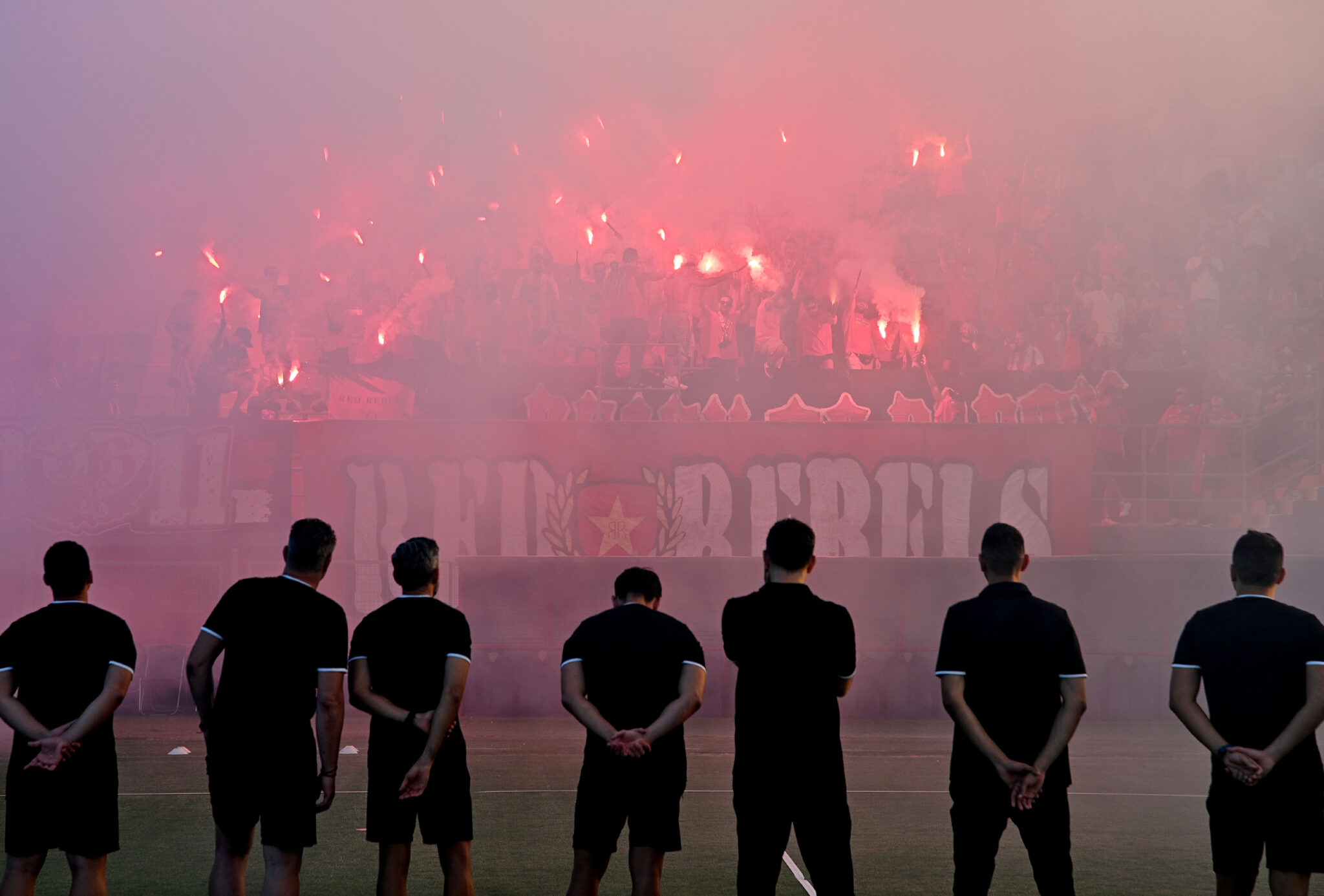 Εντυπωσιακή ατμόσφαιρα στην ανοικτή προπόνηση της Νέας Σαλαμίνας
