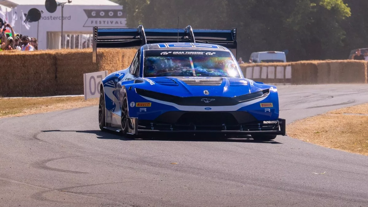 Η Ford Super Mustang Mach-E «έγραψε» ιστορία στο Goodwood (video)