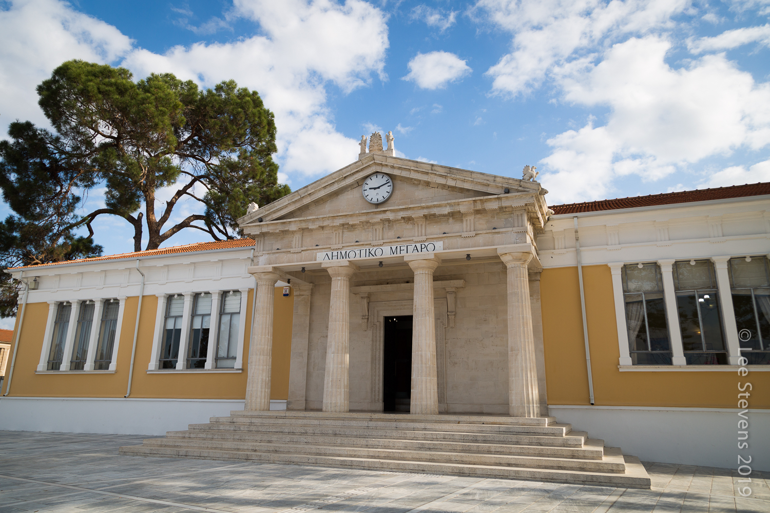 Καταγγελία για πέντε παράνομες προσλήψεις στον Δήμο Πάφου