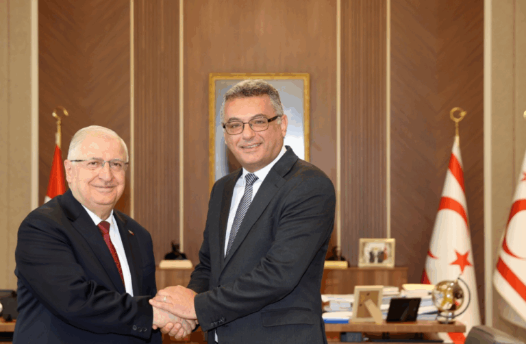 Στα κατεχόμενα ο Τούρκος ΥΠΑΜ για την επέτειο της εισβολής, συναντήθηκε με Ερχιουρμάν