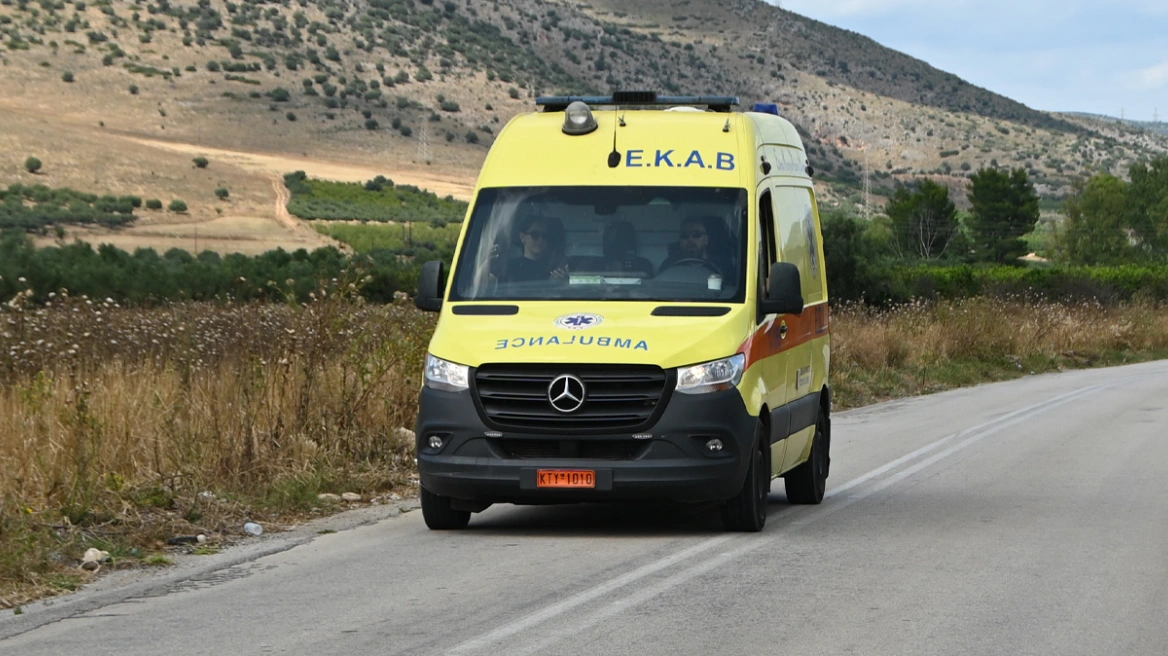 Νεκρός 80χρονος σε τροχαίο στην Λέρο, χαροπαλεύει η σύζυγός του