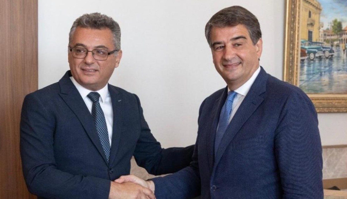 «Χρειαζόμαστε ΜΟΕ και με την ΕΕ» είπε ο Έρχιουρμαν στον Φίτο