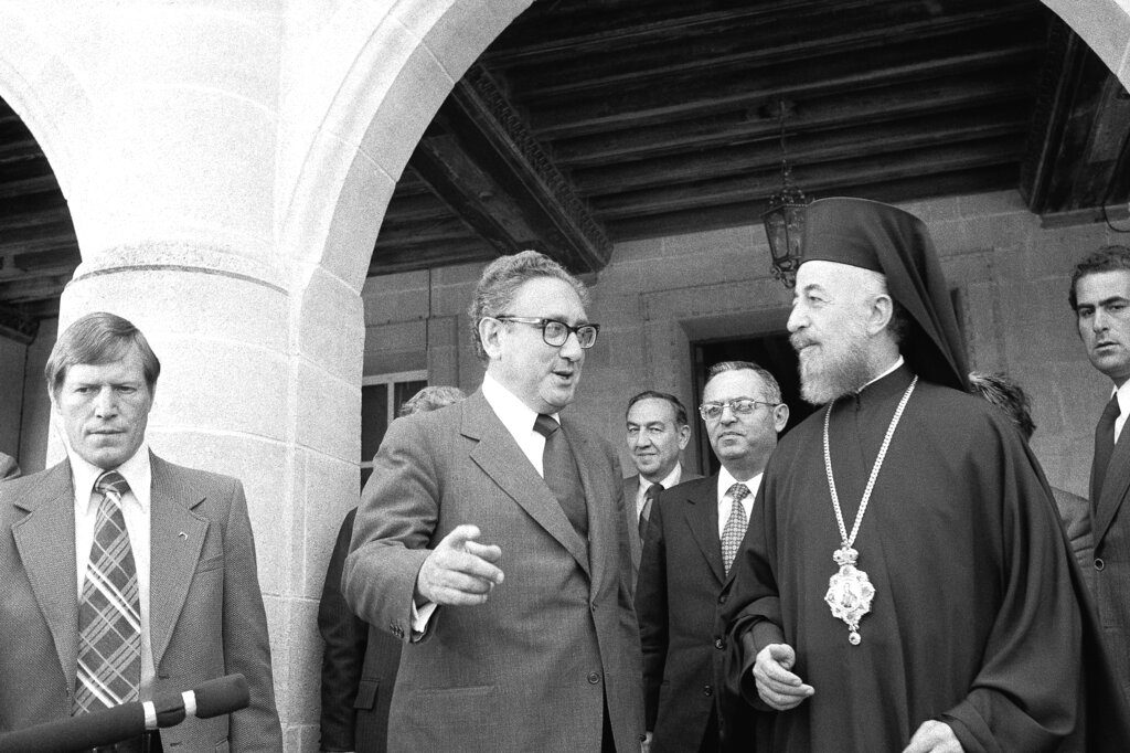 &Omicron;&iota; &upsilon;&pi;&omicron;&lambda;&omicron;&gamma;&iota;&sigma;&mu;&omicron;ί &Kappa;ί&sigma;&iota;&nu;&gamma;&kappa;&epsilon;&rho; &lambda;ί&gamma;&alpha; 24&omega;&rho;&alpha; &pi;&rho;&iota;&nu; &tau;&eta;&nu; &tau;&omicron;&upsilon;&rho;&kappa;&iota;&kappa;ή &epsilon;&iota;&sigma;&beta;&omicron;&lambda;ή: &Tau;&iota; &delta;&epsilon;ί&chi;&nu;&omicron;&upsilon;&nu; &tau;&alpha; &alpha;&pi;ό&rho;&rho;&eta;&tau;&alpha; &alpha;&rho;&chi;&epsilon;ί&alpha; &tau;&omicron;&upsilon; &Sigma;&tau;έ&iota;&tau; &Nu;&tau;&iota;&pi;ά&rho;&tau;&mu;&epsilon;&nu;&tau;