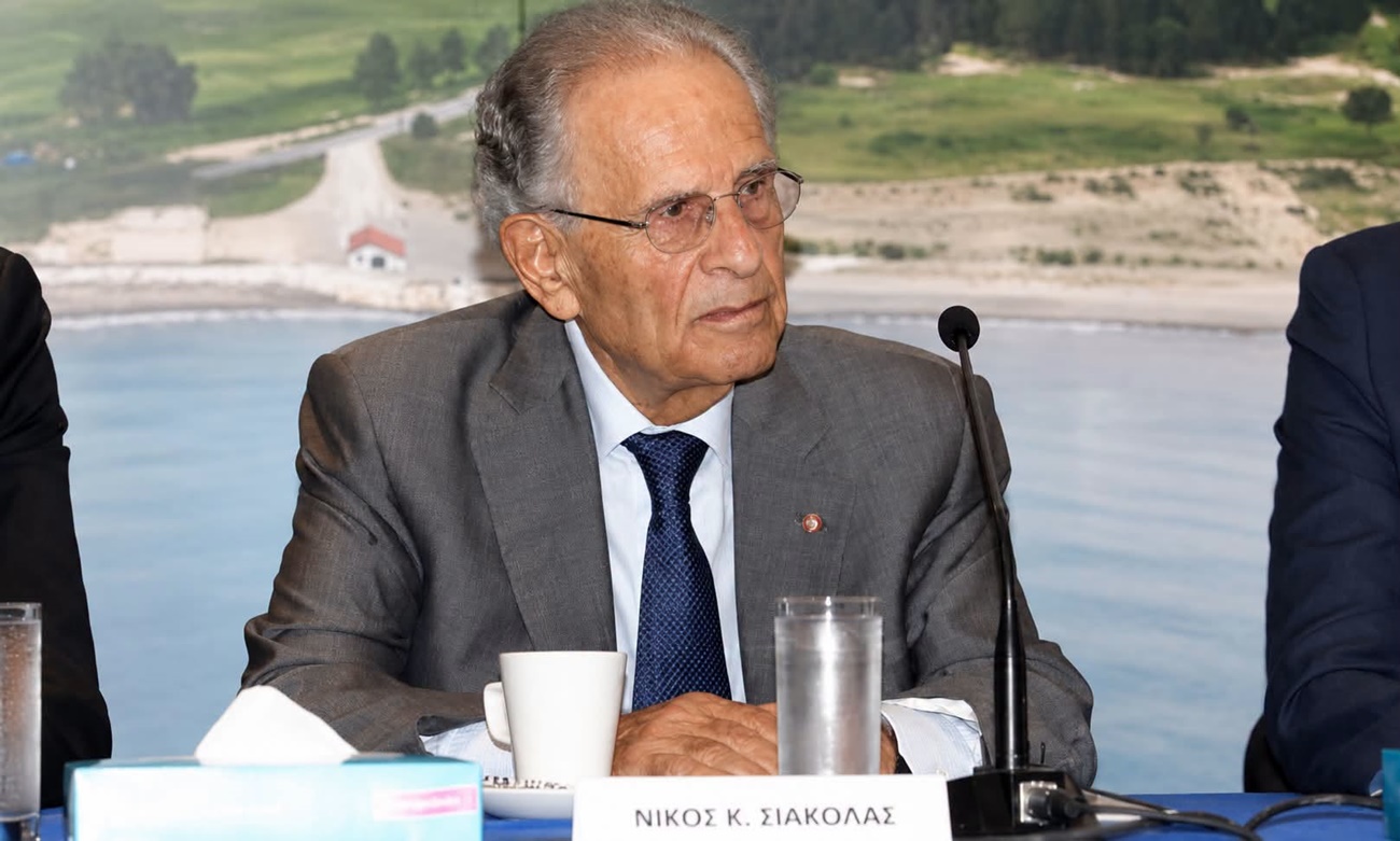 «Τεράστιο κεφάλαιο για την Κύπρο»: Ο πολιτικός κόσμος αποχαιρετά τον επιχειρηματία Νίκο Σιακόλα