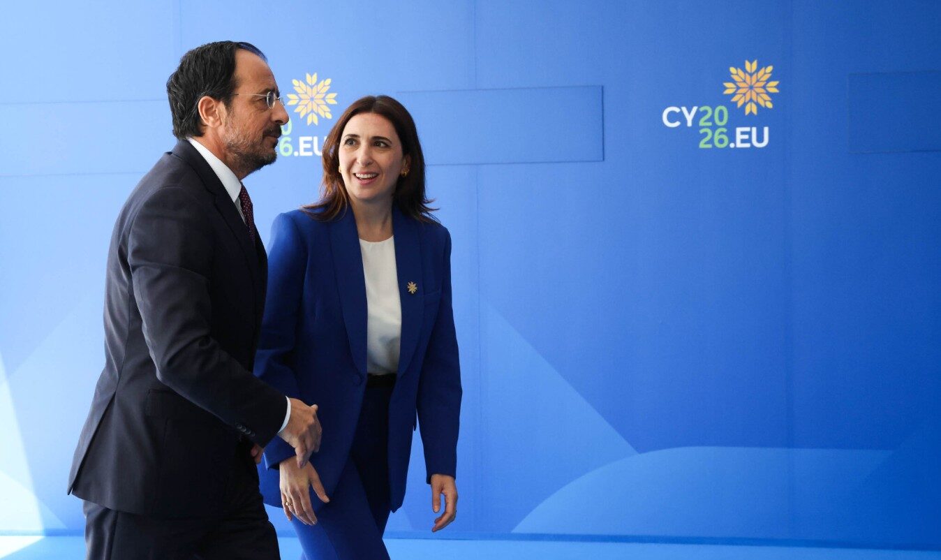 Η Ραουνά, μία παράταση και ο πρόωρος προεκλογικός