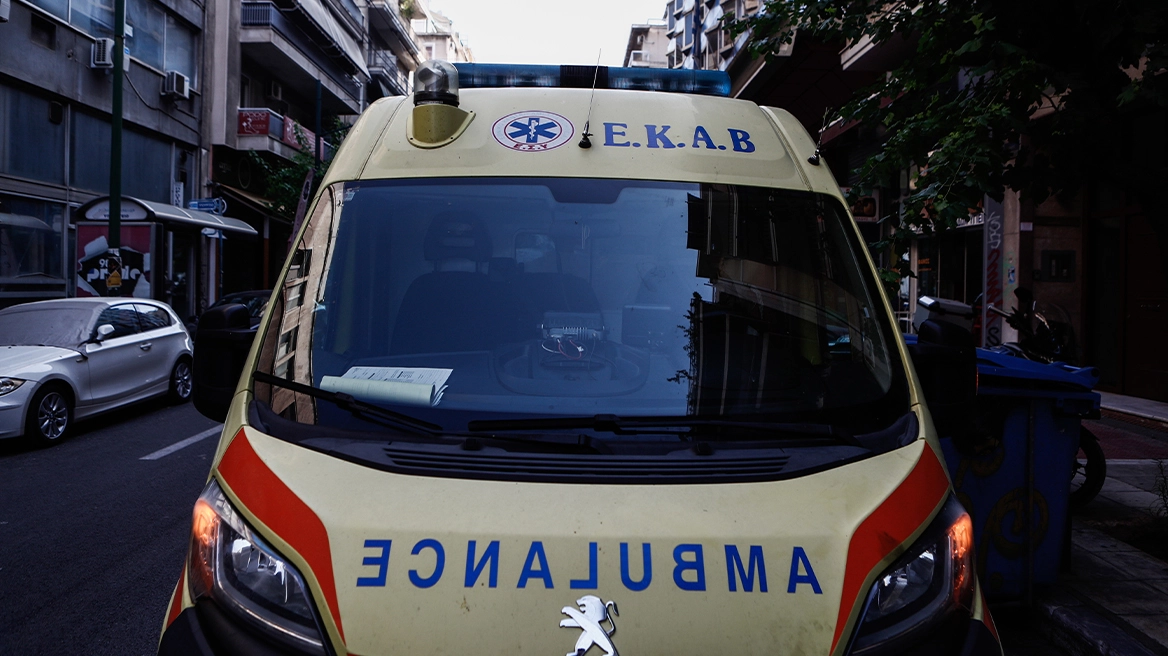 Πέντε τραυματίες, τα τρία παιδιά, σε τροχαίο στην Χαλκιδική