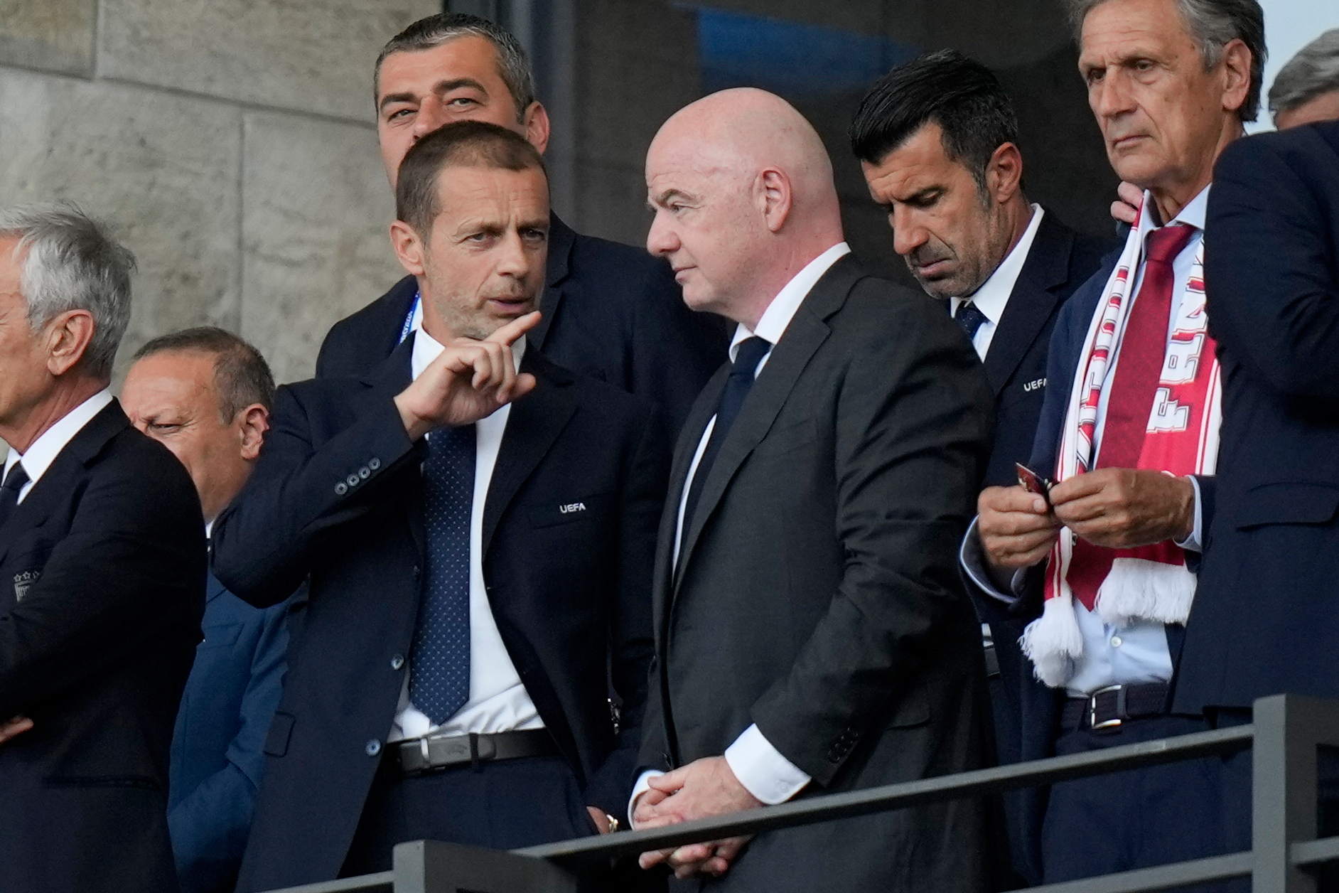 UEFA κατά Ινφαντίνο: «Το ποδόσφαιρο δεν πωλείται – Η εμπιστοσύνη στη FIFA έχει χαθεί»