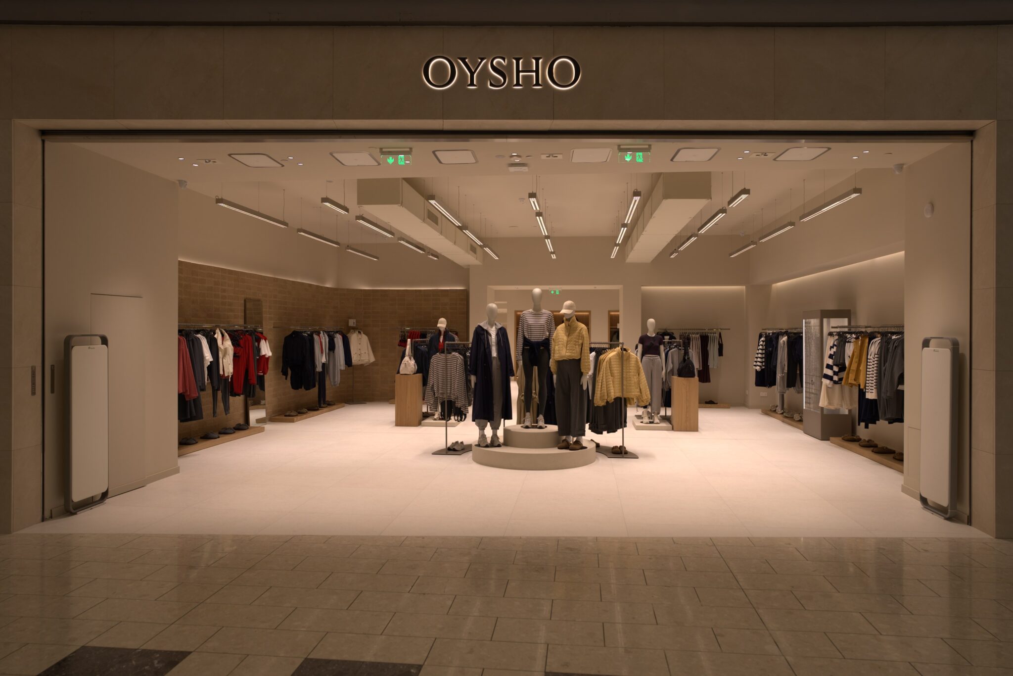 OYSHO: Το νέο concept καταστήματος άνοιξε για πρώτη φορά στην Κύπρο στο Mall of Cyprus