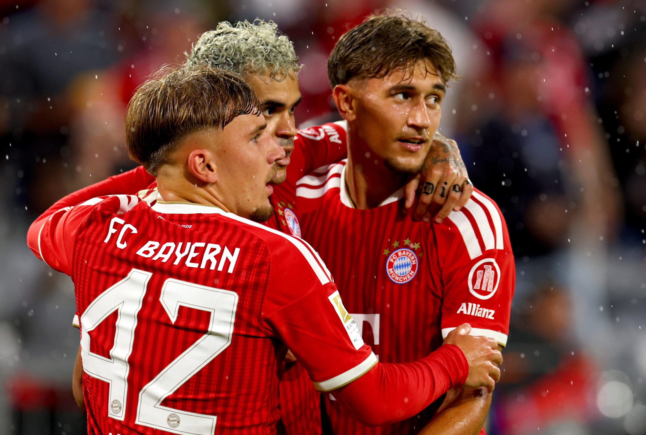 Μπάγερν πέντε αστέρων στην πρεμιέρα της Bundesliga