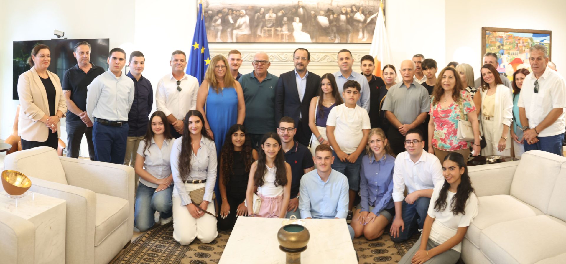 Πρόεδρος Χριστοδουλίδης: Συνεχάρη τους πρωτεύσαντες στις Παγκύπριες Εξετάσεις, «έχουμε ανάγκη από τα κυπριακά ταλέντα»