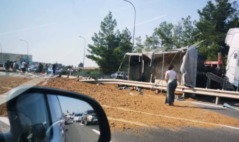 Κλειστό το ένα ρεύμα στον αυτοκινητόδρομο: Οι εναλλακτικές διαδρομές που συστήνουν οι Αρχές (ΒΙΝΤΕΟ & ΦΩΤΟ)