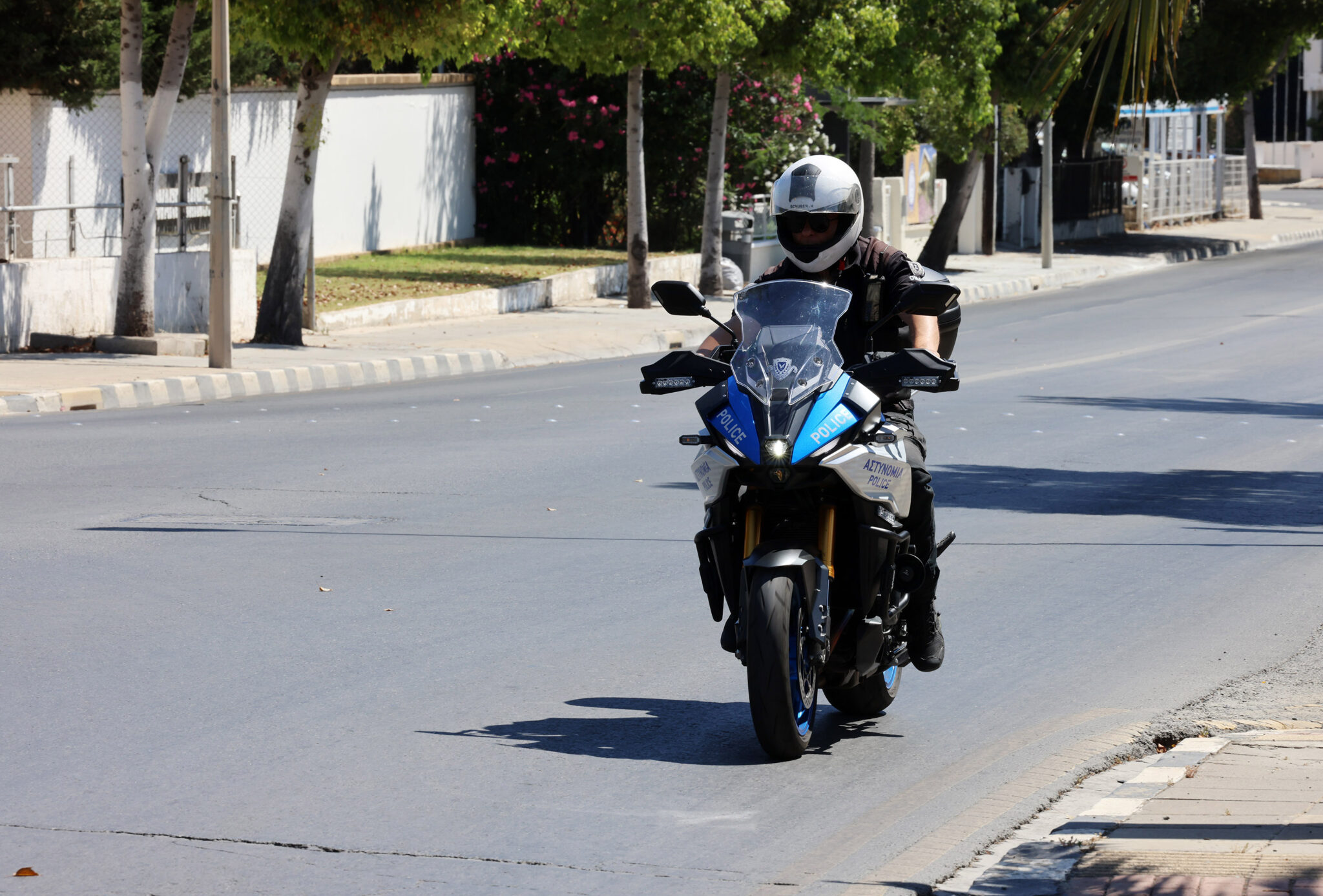 Χτύπησε με την μοτοσικλέτα αστυνομικό κι εξαφανίστηκε