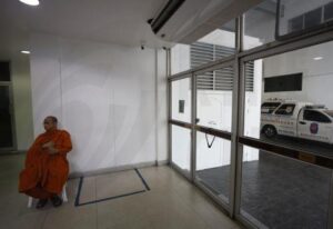 Οπλισμένος άνδρας συνελήφθη αφού άνοιξε πυρ σε γραφείο τοπικών αρχών Ταϊλάνδης