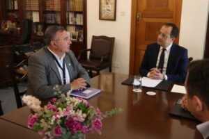 Πρόεδρος Γνωμοδοτικού: «Υπερβολική» η κριτική για Διοικητικά Συμβούλια Ημικρατικών