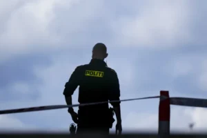 Συναγερμός στην Δανία: Αρκετοί τραυματίες μετά από πυροβολισμούς στην πόλη Χόλμπεκ