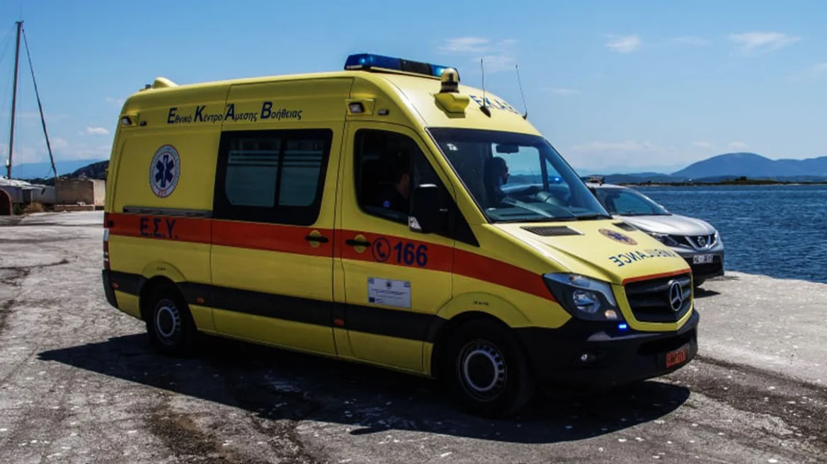 8χρονο παιδάκι τραυματίστηκε στο κεφάλι μετά από βουτιά στην Χαλκιδική