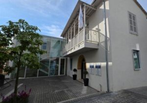 Μάχη υποψηφίων για μία θέση στο νέο παράρτημα ΕΚΠΑ στην Κύπρο