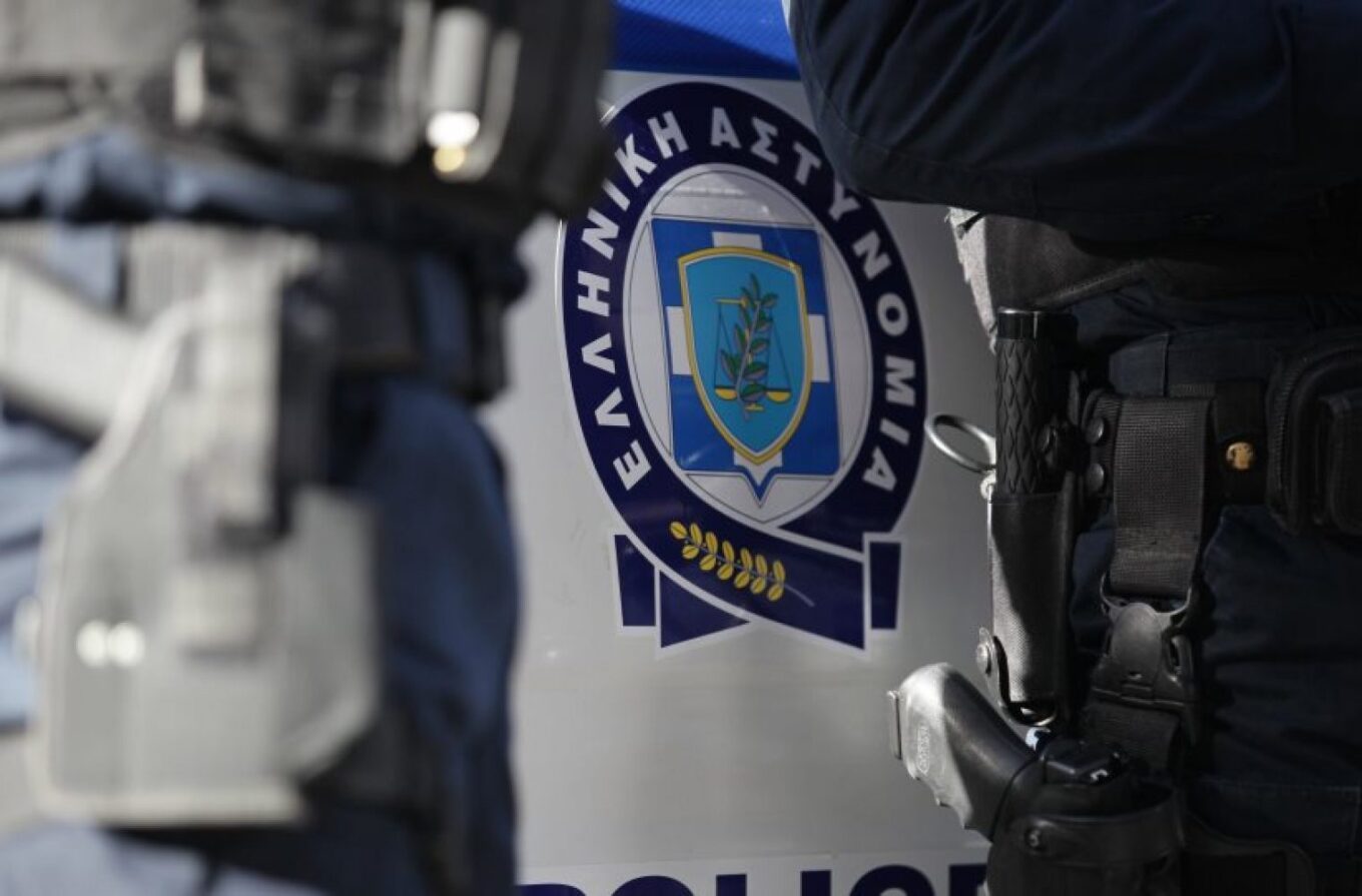 Κάνναβη και κοκαΐνη αξίας άνω των 120.000 ευρώ βρέθηκαν σε σπίτι στη Μύκονο