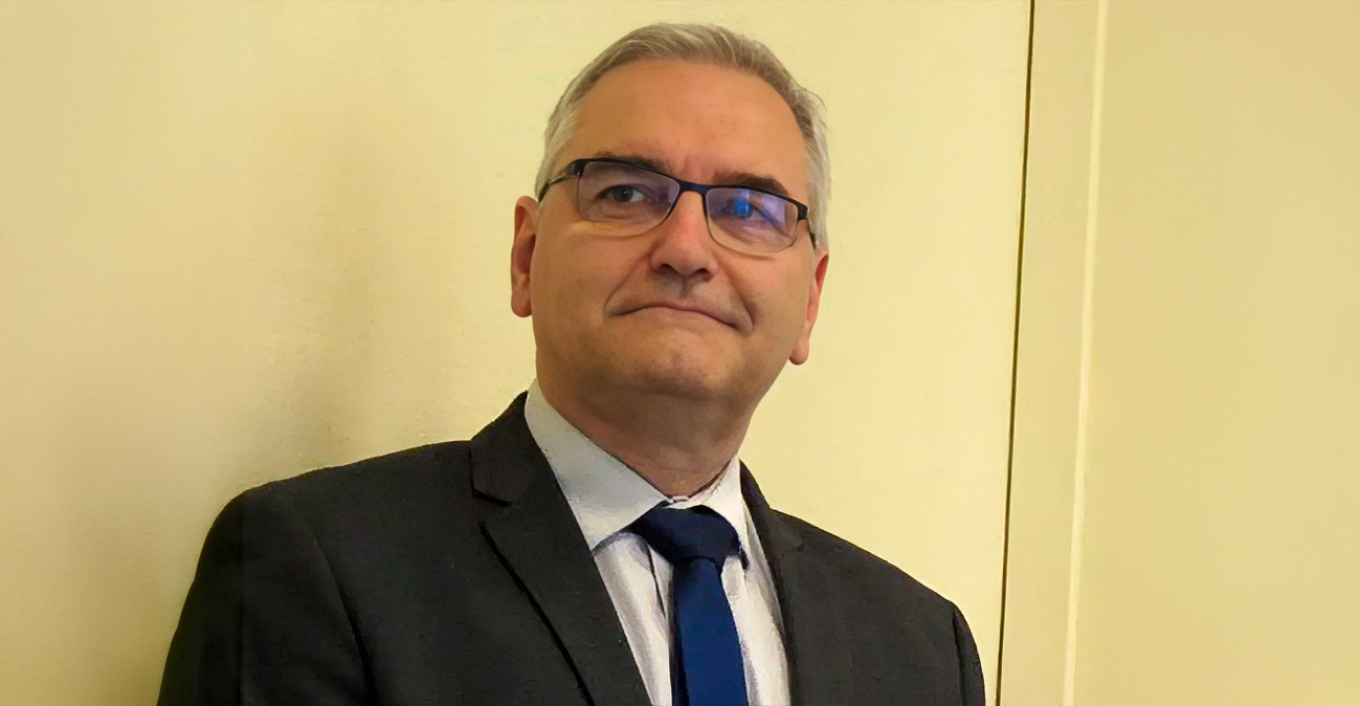 Απίστευτη υπόθεση στη Γαλλία: Υπάλληλος υπουργείου έδινε κρυφά διουρητικά σε γυναίκες για να τις βλέπει να ουρούν πάνω τους