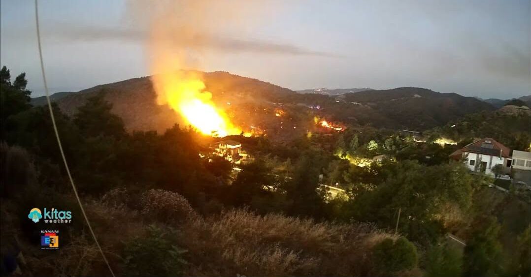 ΦΩΤΟ: Μεγάλη πυρκαγιά στο Πραστειό Κελλακίου, κινητοποιήθηκαν ισχυρές δυνάμεις πυρόσβεσης