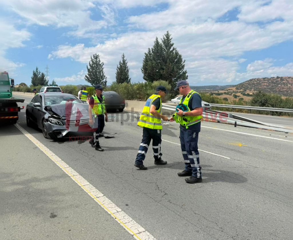 &Theta;&alpha;&nu;&alpha;&tau;&eta;&phi;ό&rho;&omicron; &sigma;&tau;&eta;&nu; &Alpha;&upsilon;&delta;ή&mu;&omicron;&upsilon;: &Delta;&iota;&epsilon;&rho;&epsilon;&upsilon;&nu;ά&tau;&alpha;&iota; &alpha;&nu; &pi;&rho;&omicron;&sigma;&pi;ά&theta;&eta;&sigma;&epsilon; &nu;&alpha; &kappa;ά&nu;&epsilon;&iota; &alpha;&nu;&alpha;&sigma;&tau;&rho;&omicron;&phi;ή &sigma;&tau;&omicron;&nu; &alpha;&upsilon;&tau;&omicron;&kappa;&iota;&nu;&eta;&tau;ό&delta;&rho;&omicron;&mu;&omicron; &omicron; ά&tau;&upsilon;&chi;&omicron;&sigmaf; &Alpha;&nu;&tau;&rho;έ&alpha;&sigmaf;
