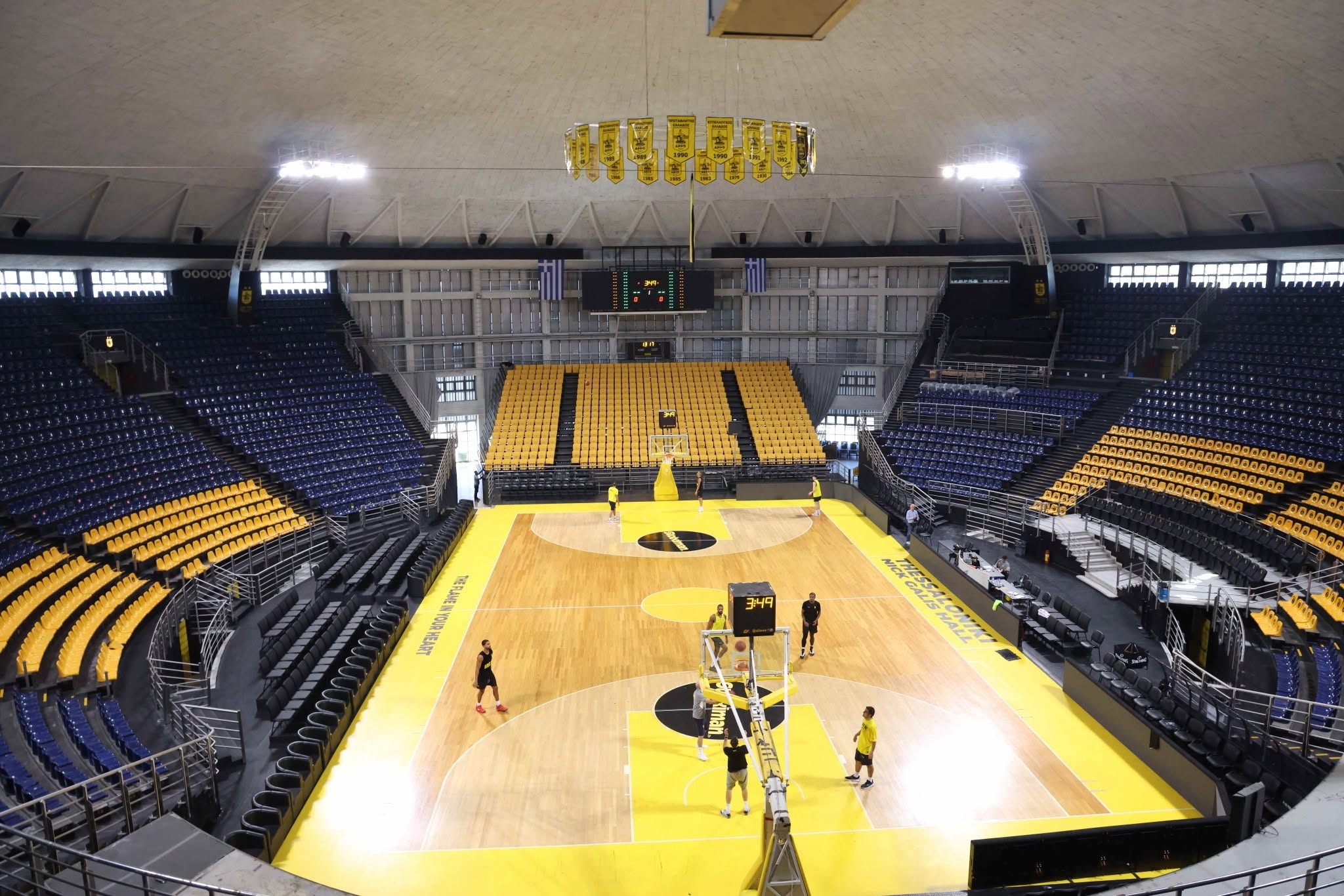 Μεγάλωσε το Nick Galis Hall-Τοποθετήθηκε η νέα κερκίδα 600 θέσεων