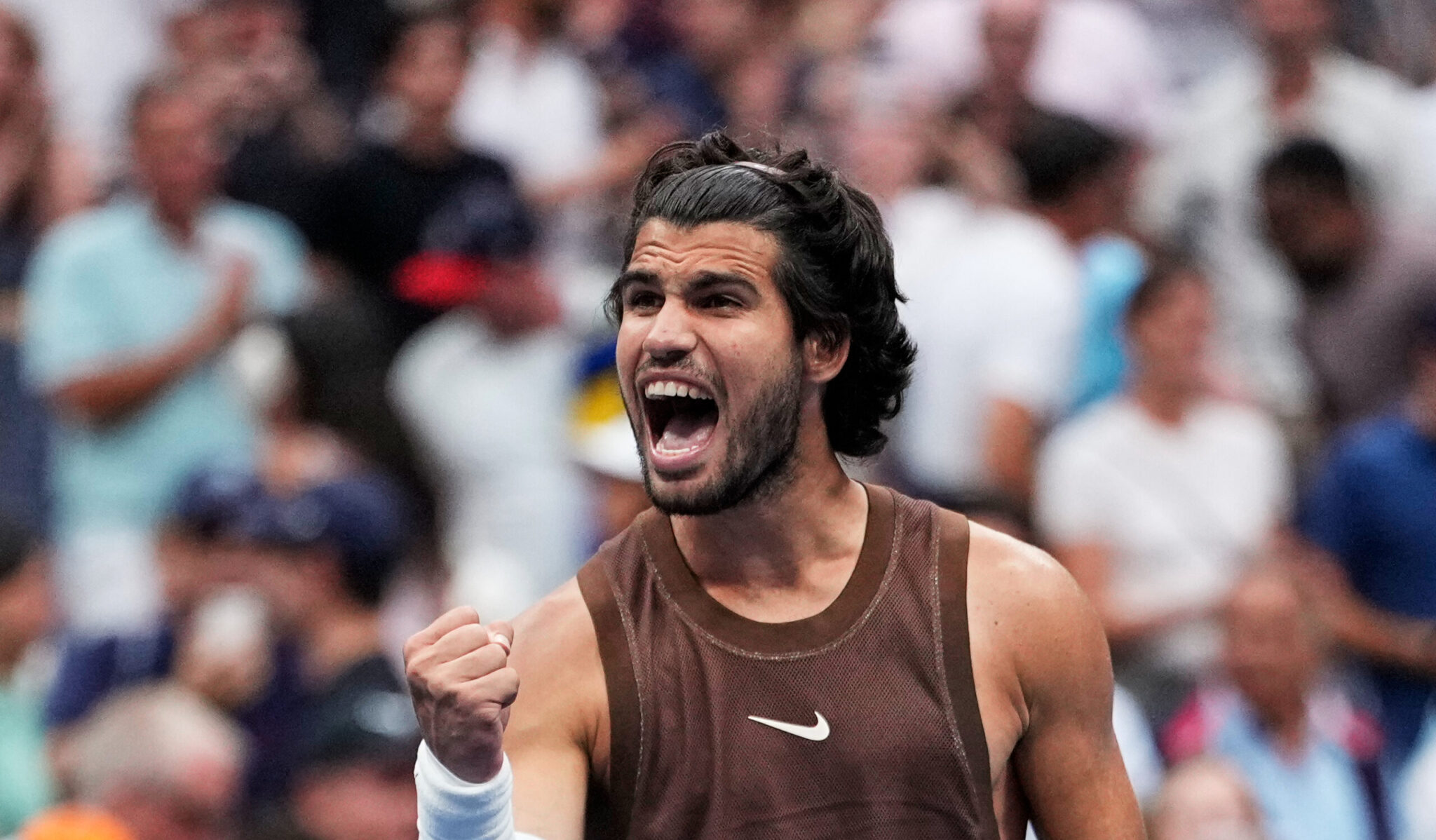 US Open: Ο Αλκαράθ ξέσπασε για το σερβίς του και μετά «καθάρισε» τον Φαρία