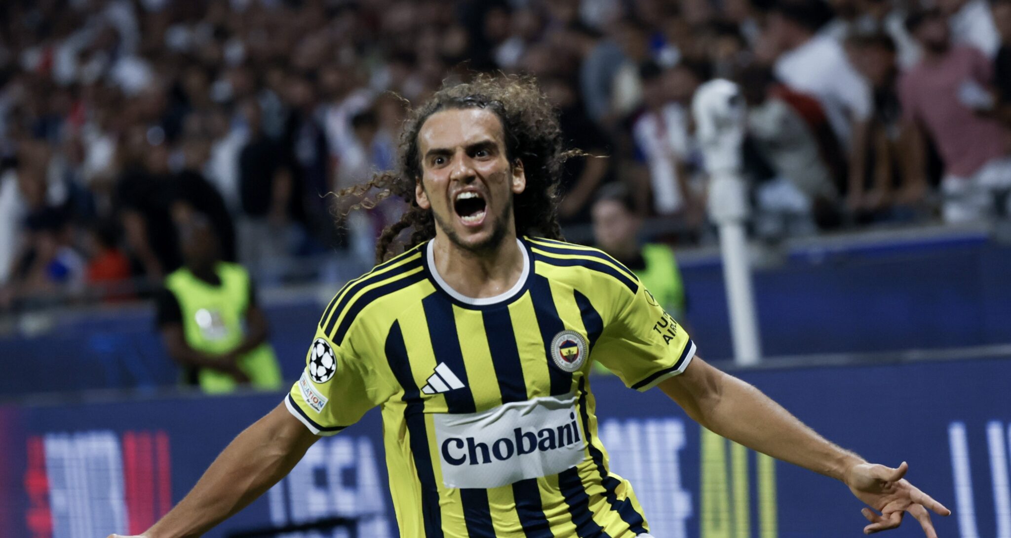 Βαριά καμπάνα στον Γκεντουζί από την UEFA – Τέσσερις αγωνιστικές και 50.000 ευρώ πρόστιμο