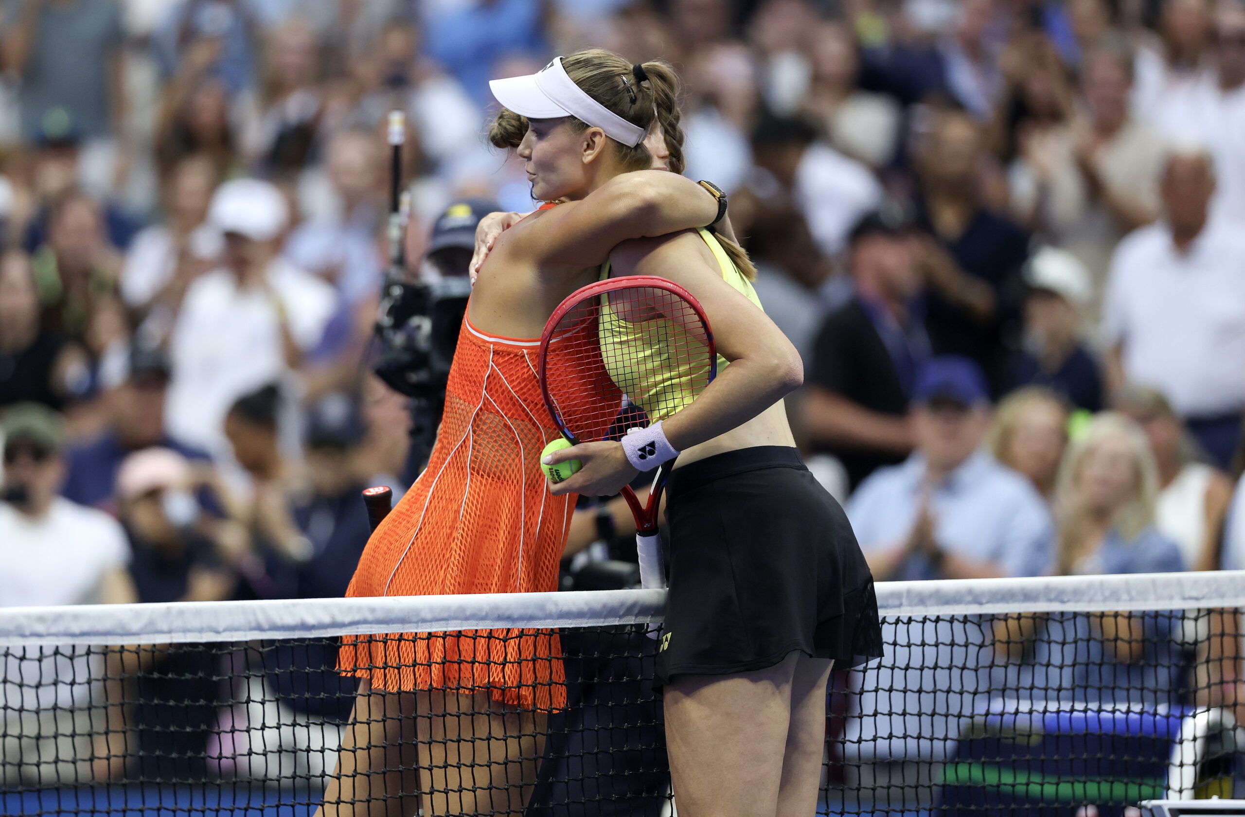  Νίκησε τη Σαμπαλένκα και κατέκτησε το US Open η Ριμπάκινα 